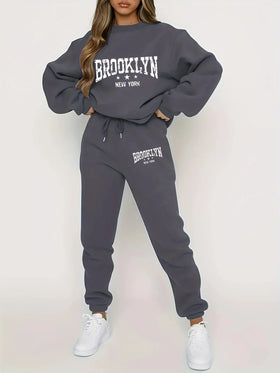 Women’s Plush Hoodie & Pants Sweater Set – Cozy Winter Tracksuit