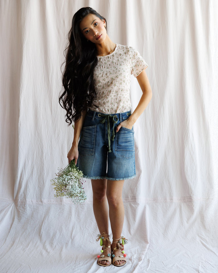 Modest Dressing in 2026 — A Practical Guide Beyond Religious Lines — Curated Sense Journal