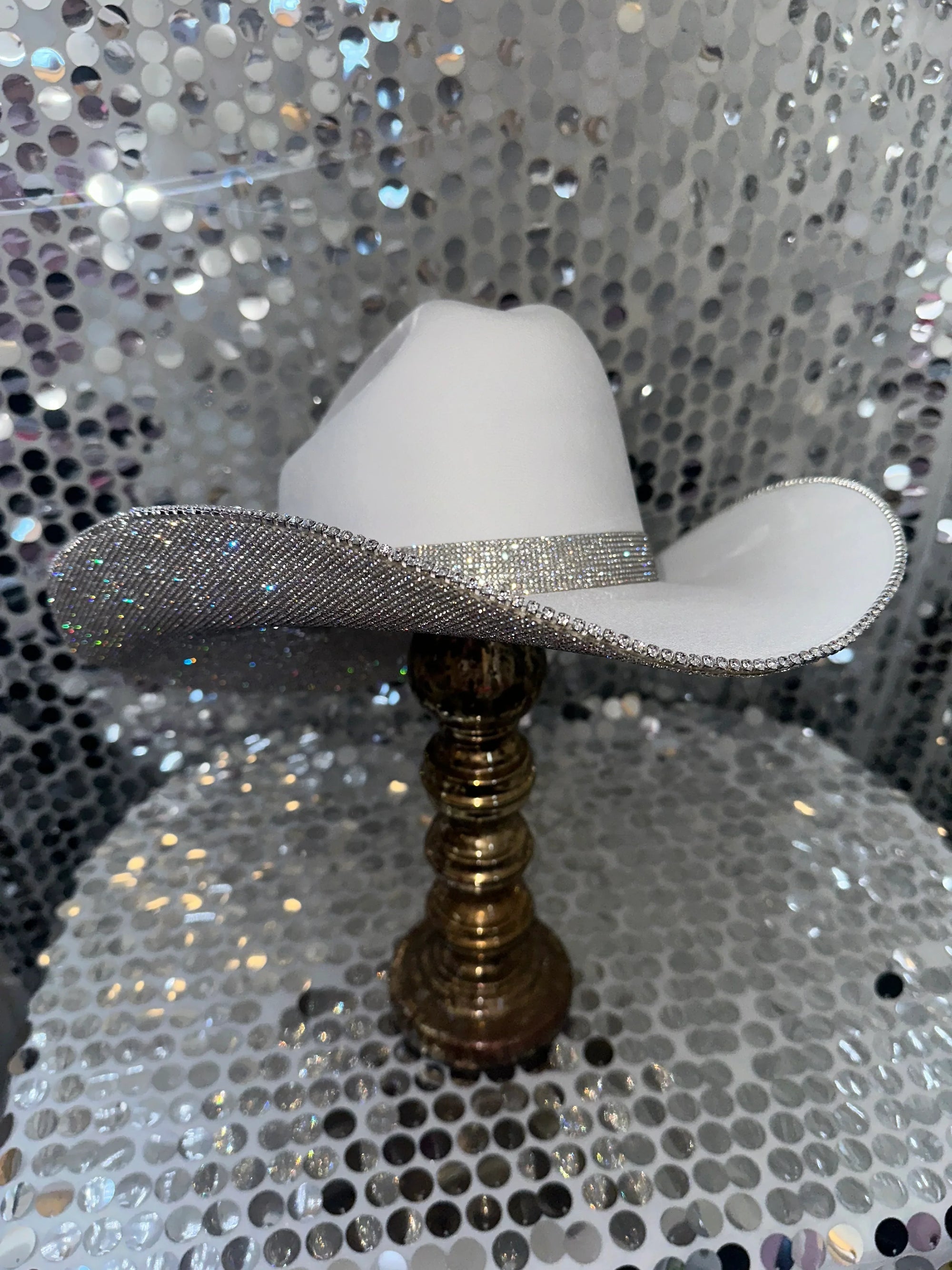 Why Nashville Is the Center of Custom Rhinestone Hat Production — Curated Sense Journal