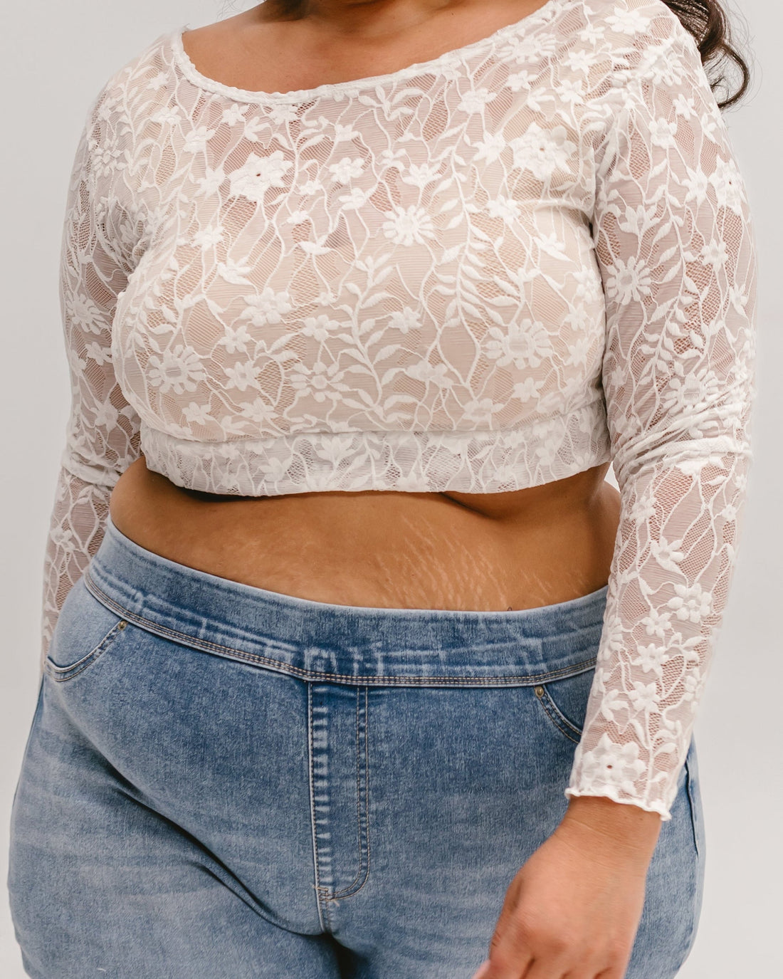 Lace Layering: When Visible-by-Design Layering Works (2026 Styling Guide)