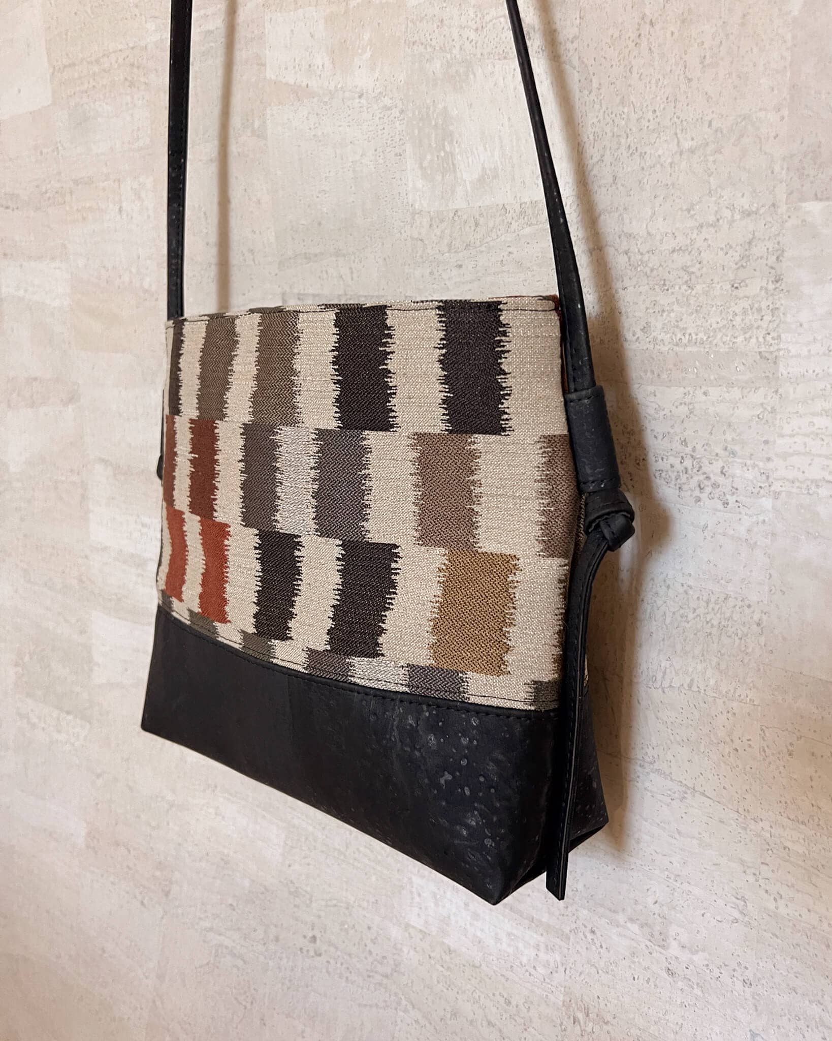 Yabisi Handmade Cork Crossbody Bags — WONENA