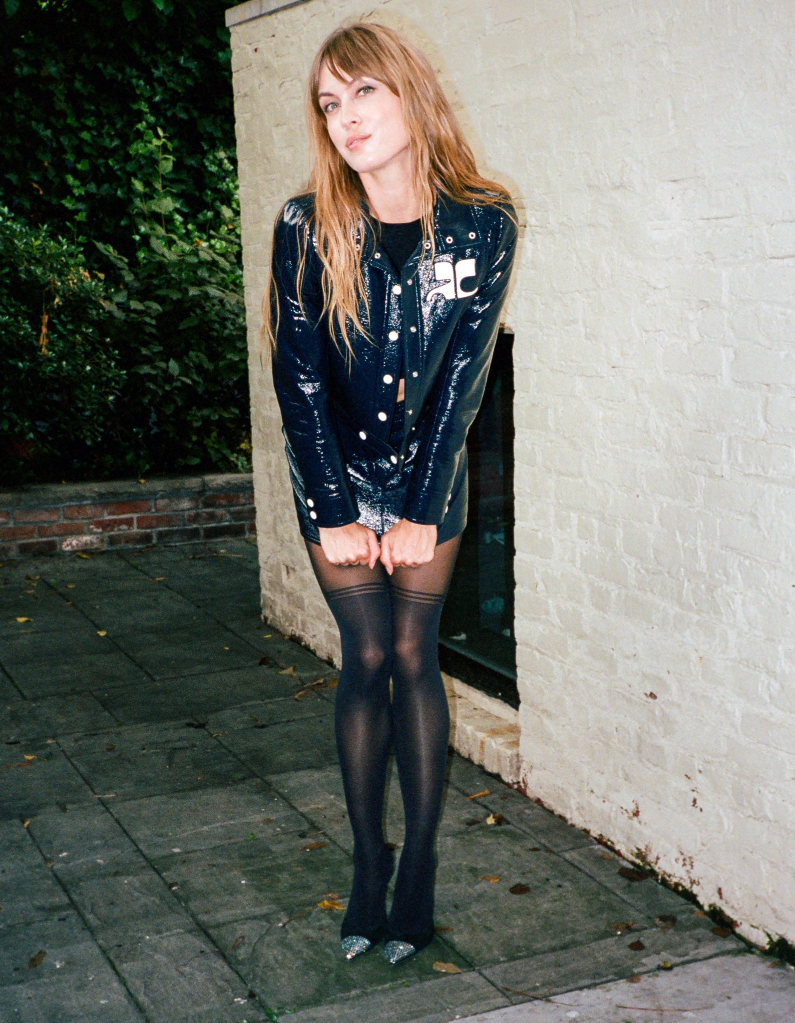 Les Belles Co OVER-THE-KNEE 2.0 — in-use photo
