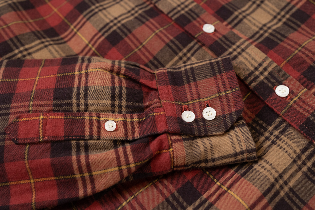 Adirondack Field Uncas Flannel Shirt — branding close-up