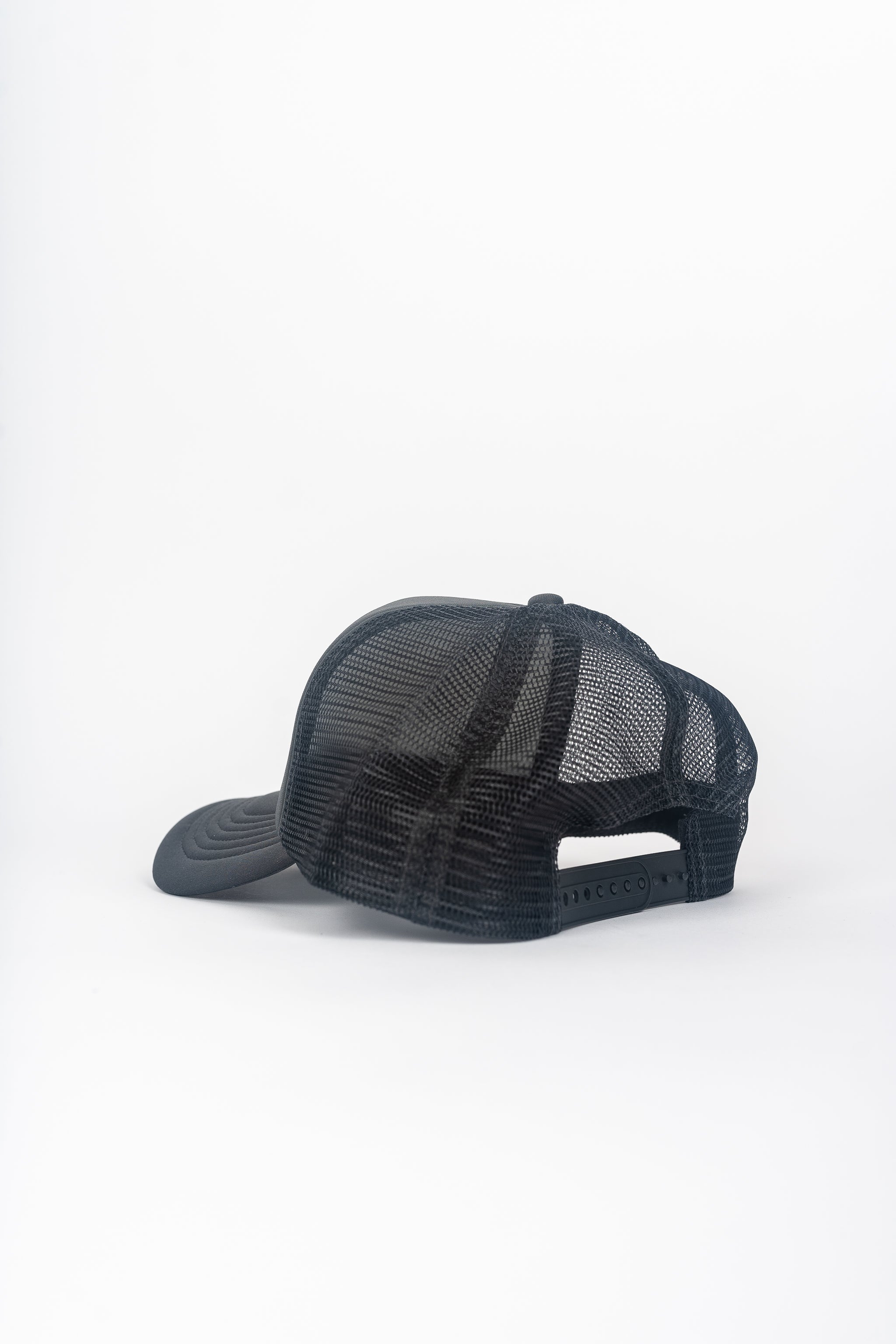 Superline Trucker Hat — detail shot 9