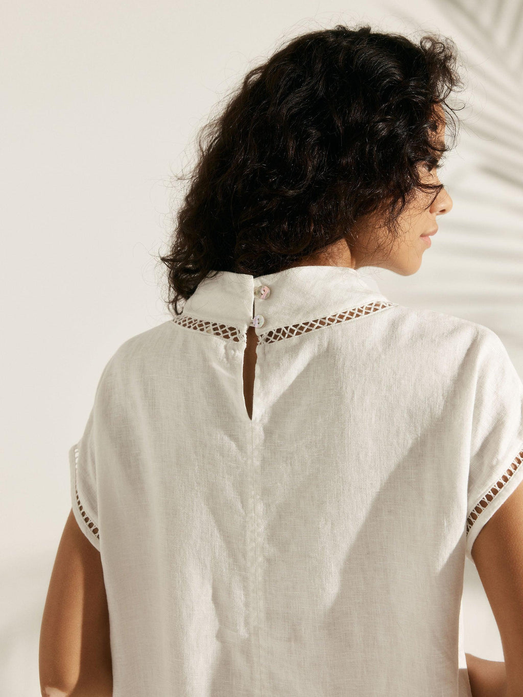 LINTICO LINTICO 100% Linen Cutout Turtleneck Mini Dress ZAHRA — detail shot 6
