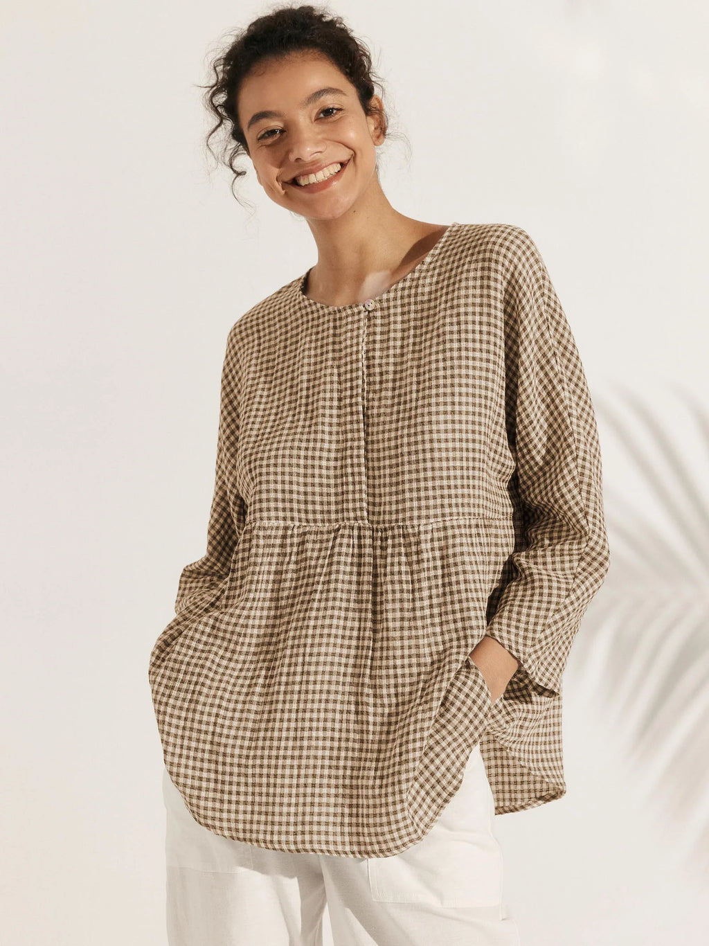 LINTICO Linen Checked Long-Sleeved Top CAROLINE — color detail