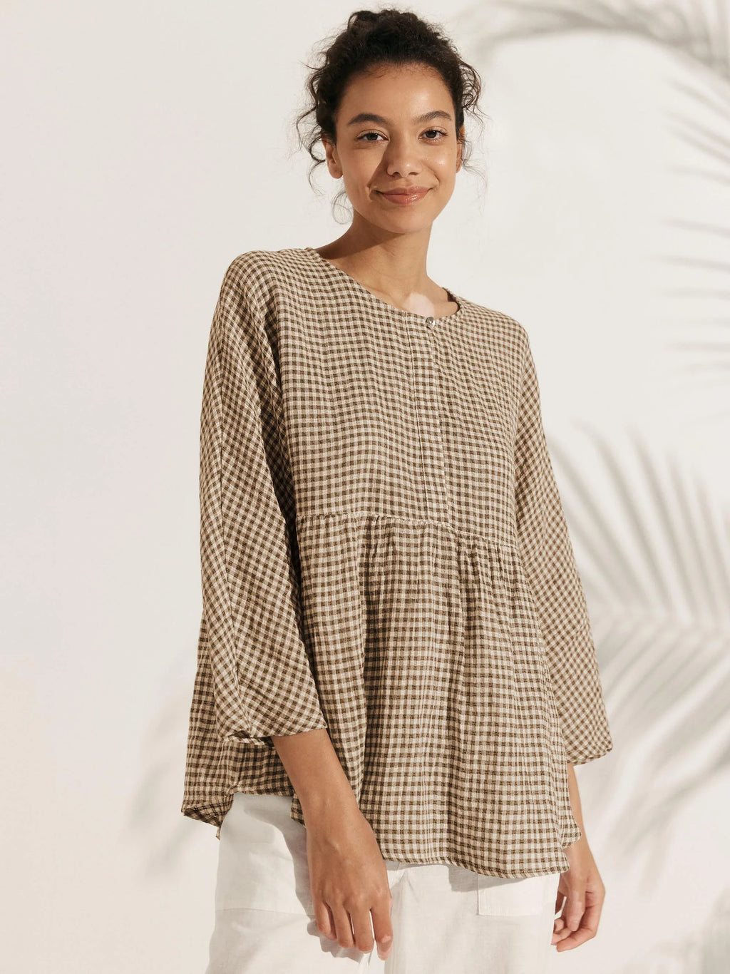 LINTICO Linen Checked Long-Sleeved Top CAROLINE — lifestyle context