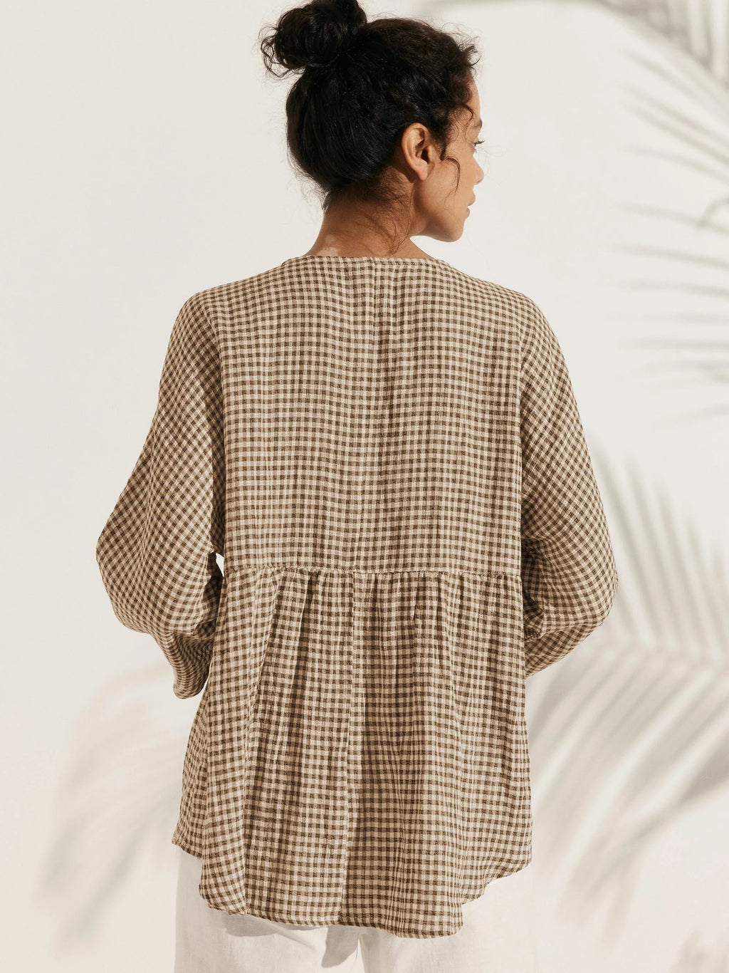LINTICO Linen Checked Long-Sleeved Top CAROLINE — in-use photo
