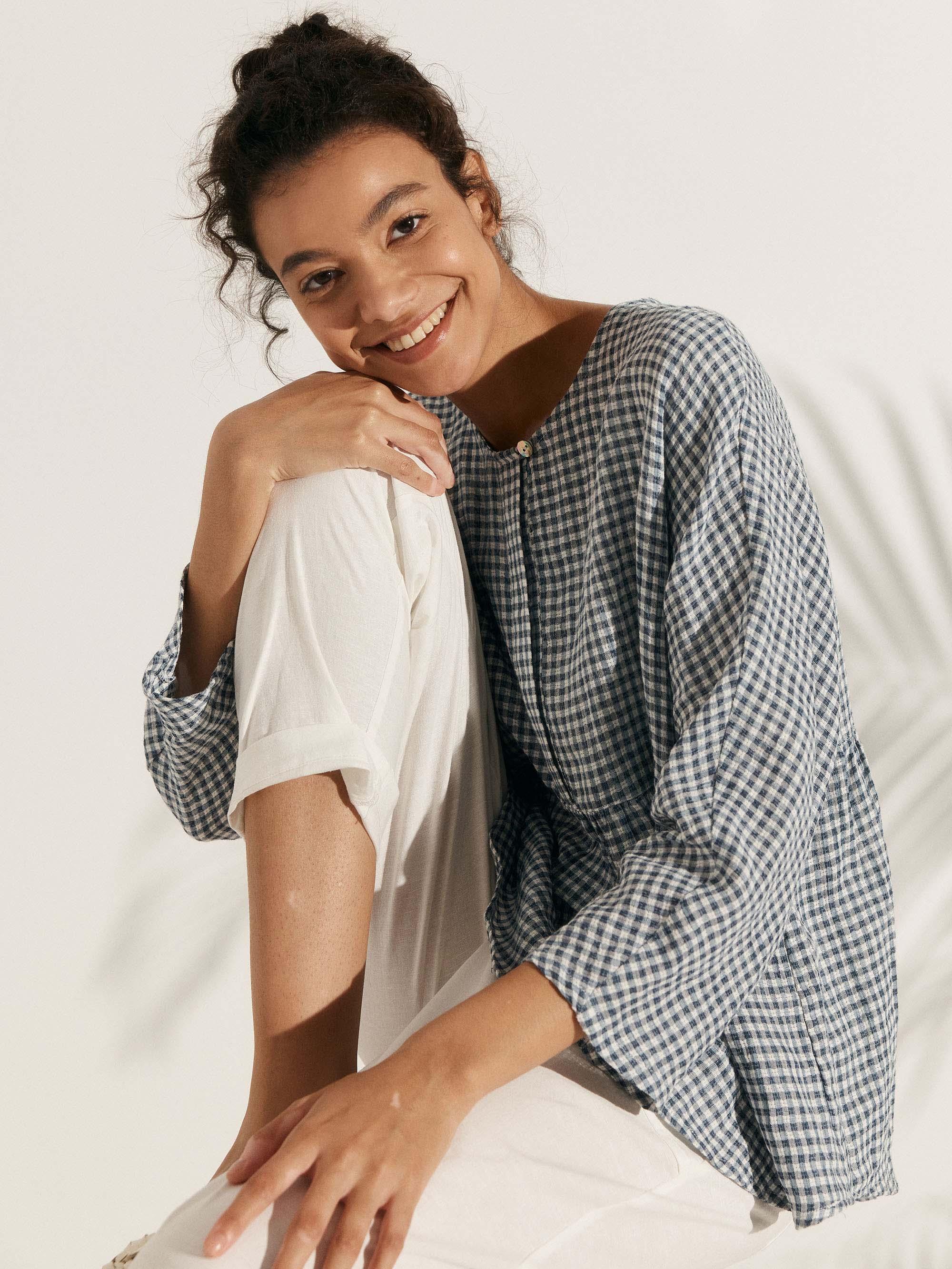 LINTICO Linen Checked Long-Sleeved Top CAROLINE — product on model