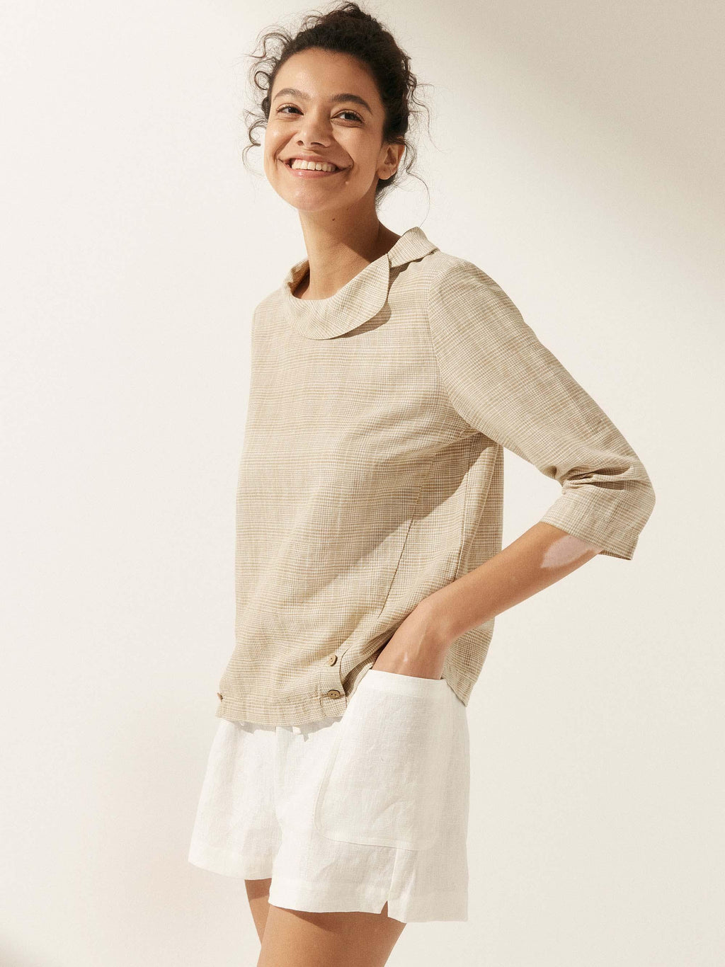 LINTICO Linen Round Soft-Fold Collar Top LAURA — flat-lay composition