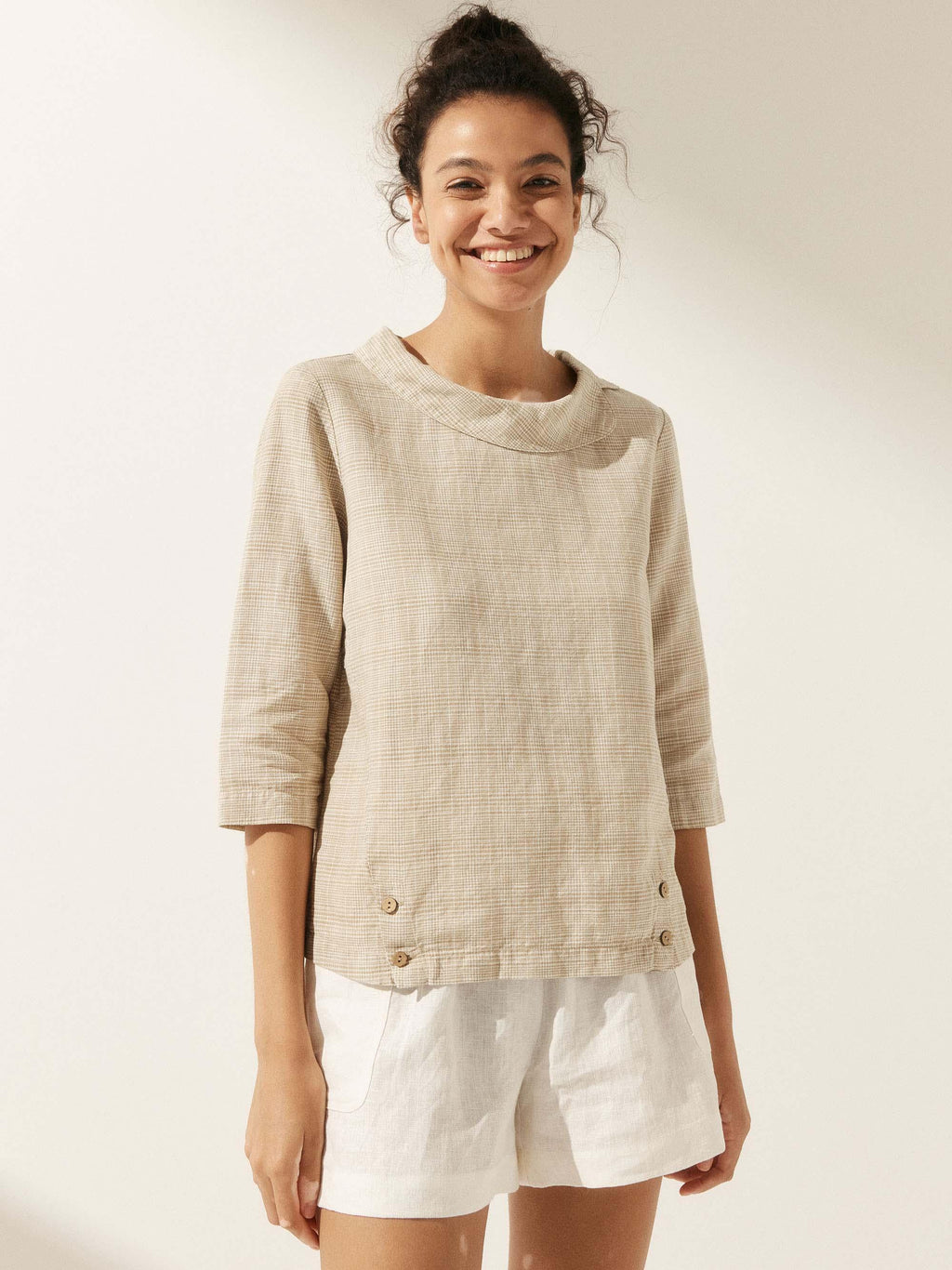 LINTICO Linen Gingham Checked Round Soft-Fold Collar Top LAURA — detail shot 10