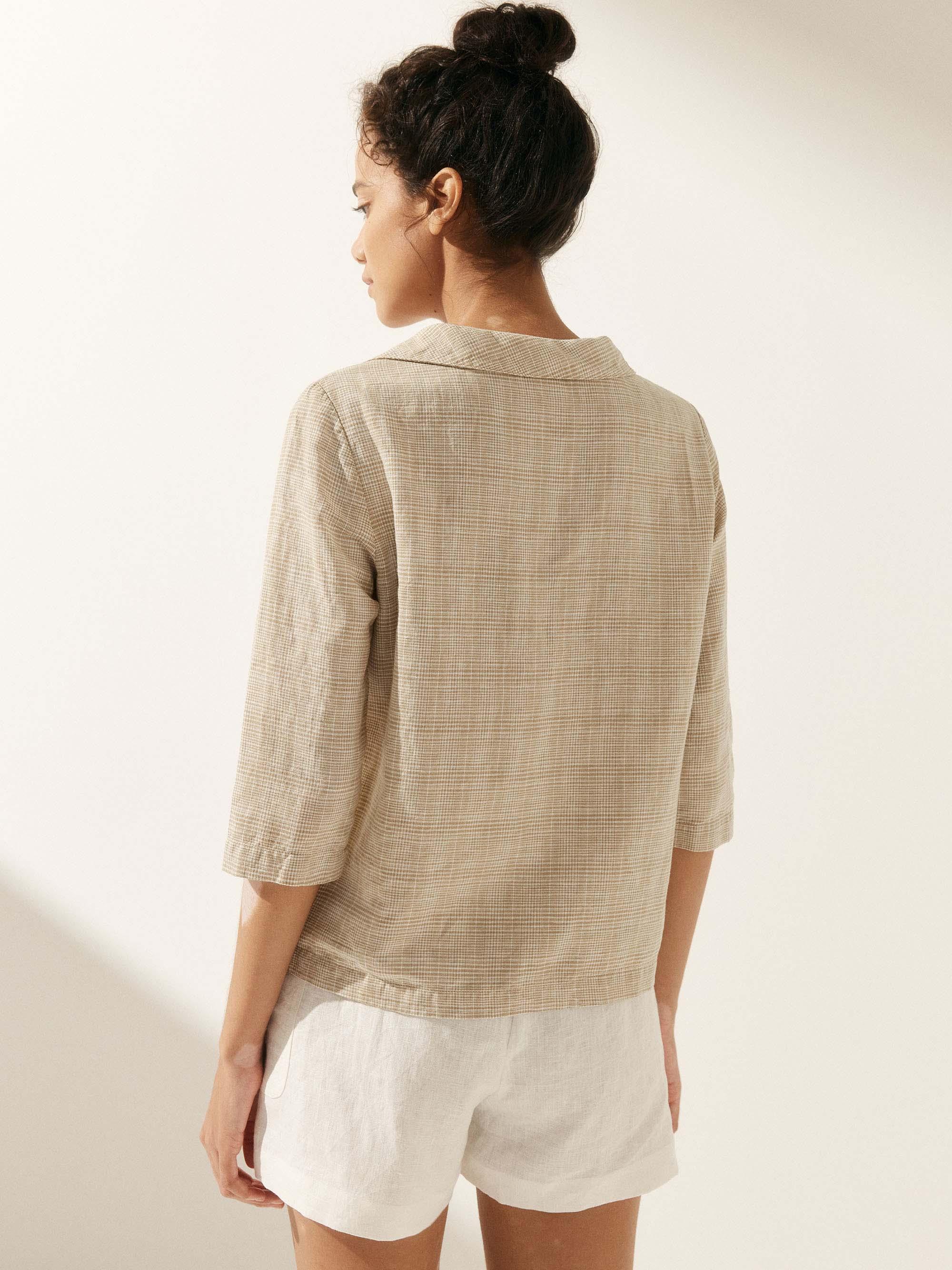 LINTICO Linen Gingham Checked Round Soft-Fold Collar Top LAURA — comparison shot