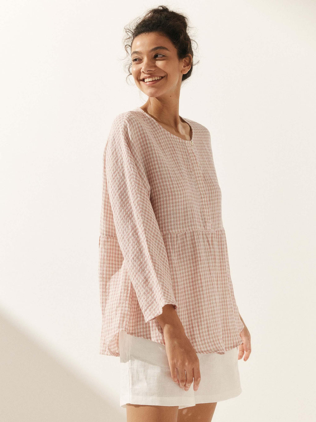 LINTICO Linen Checked Long-Sleeved Top CAROLINE — lifestyle worn / used context