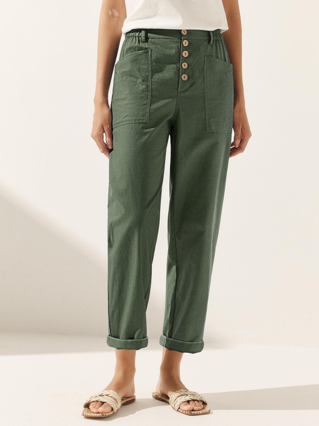 LINTICO Linen Simple Button Fly Trousers HEIDI — detail shot 7