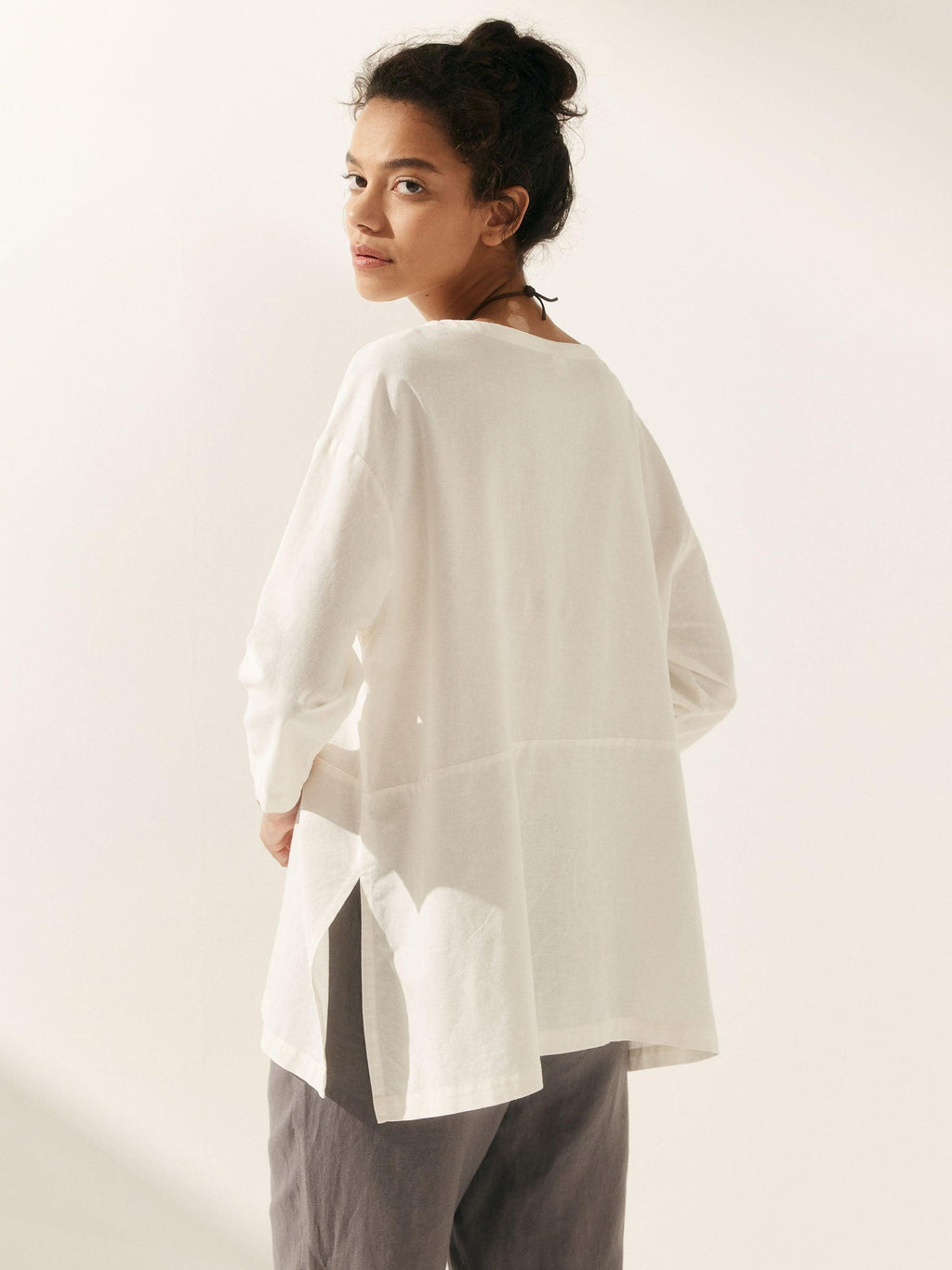 LINTICO Linen White Boat Neck Oversized Top AVA — LINTICO branding close-up
