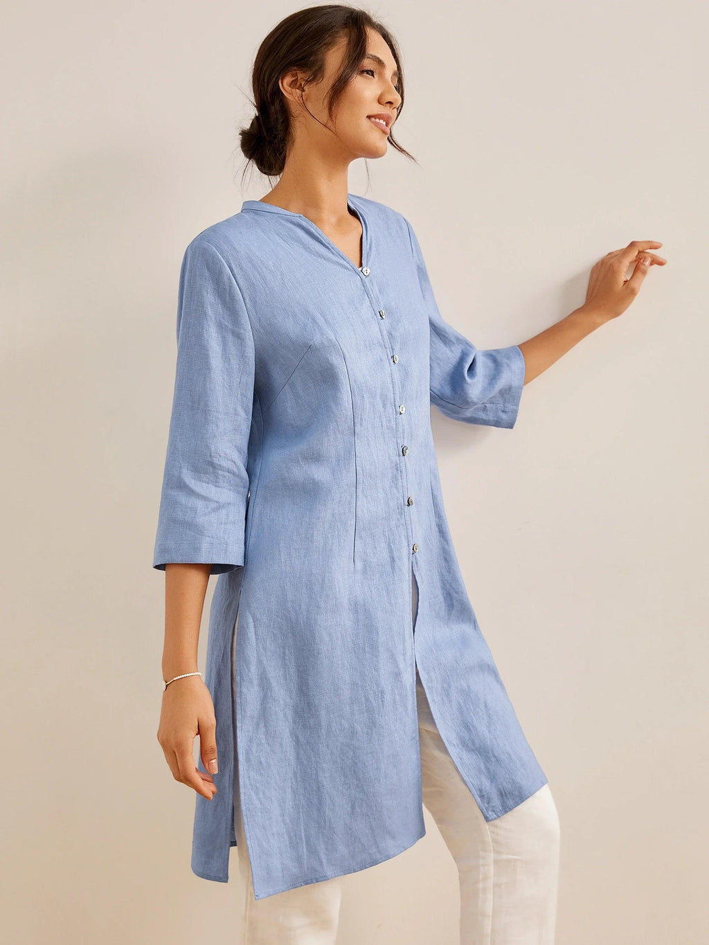 LINTICO 100% Linen Hand Button Long Top DILLON — detail close-up