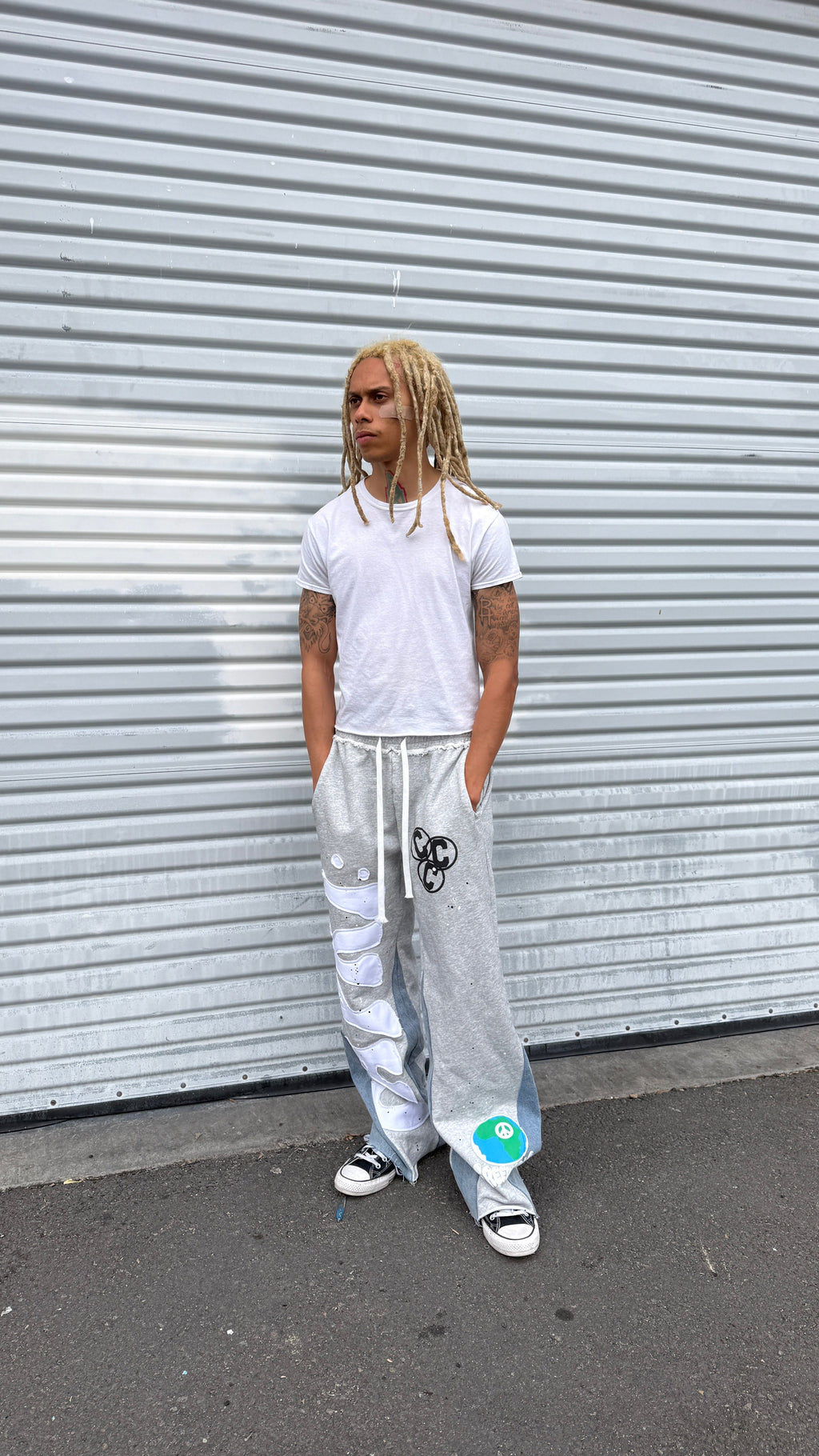ProjectCapri DENIM FLARED SWEATS. — alternative angle