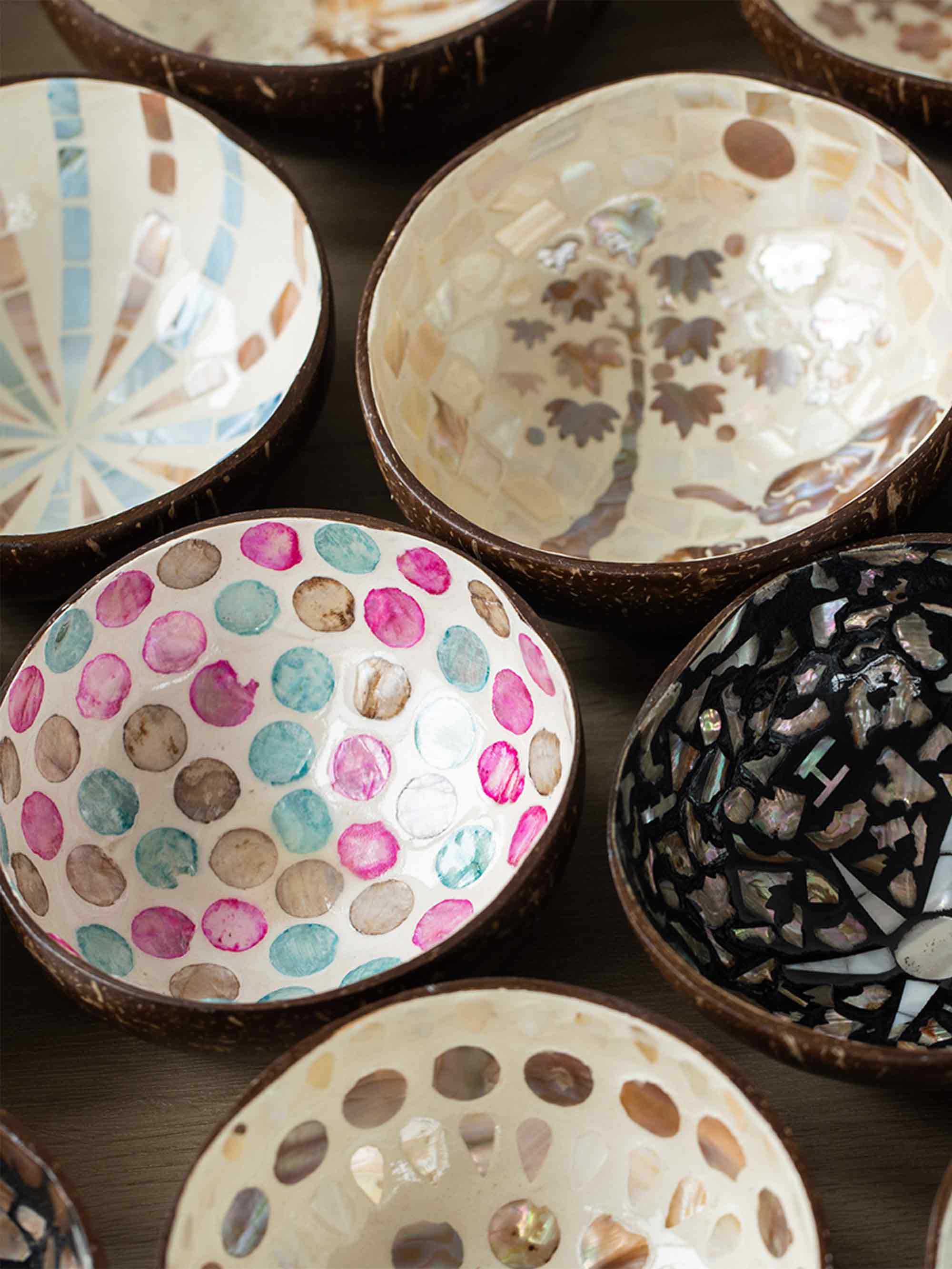 LINTICO LINTICO HANDMADE NATURAL SHELL COCONUT BOWL DECOR — home-coconut bowls category context