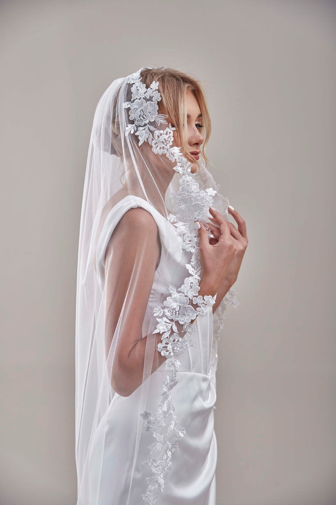 Mantilla Veil with Lace Edge, Floral Veil -D206 – Bridal Port, view 10