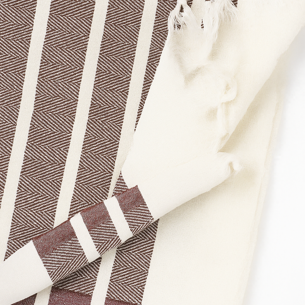 Silverlyne 100% Cotton | Super-Soft Turkish Bath and Beach Towel — in-use photo