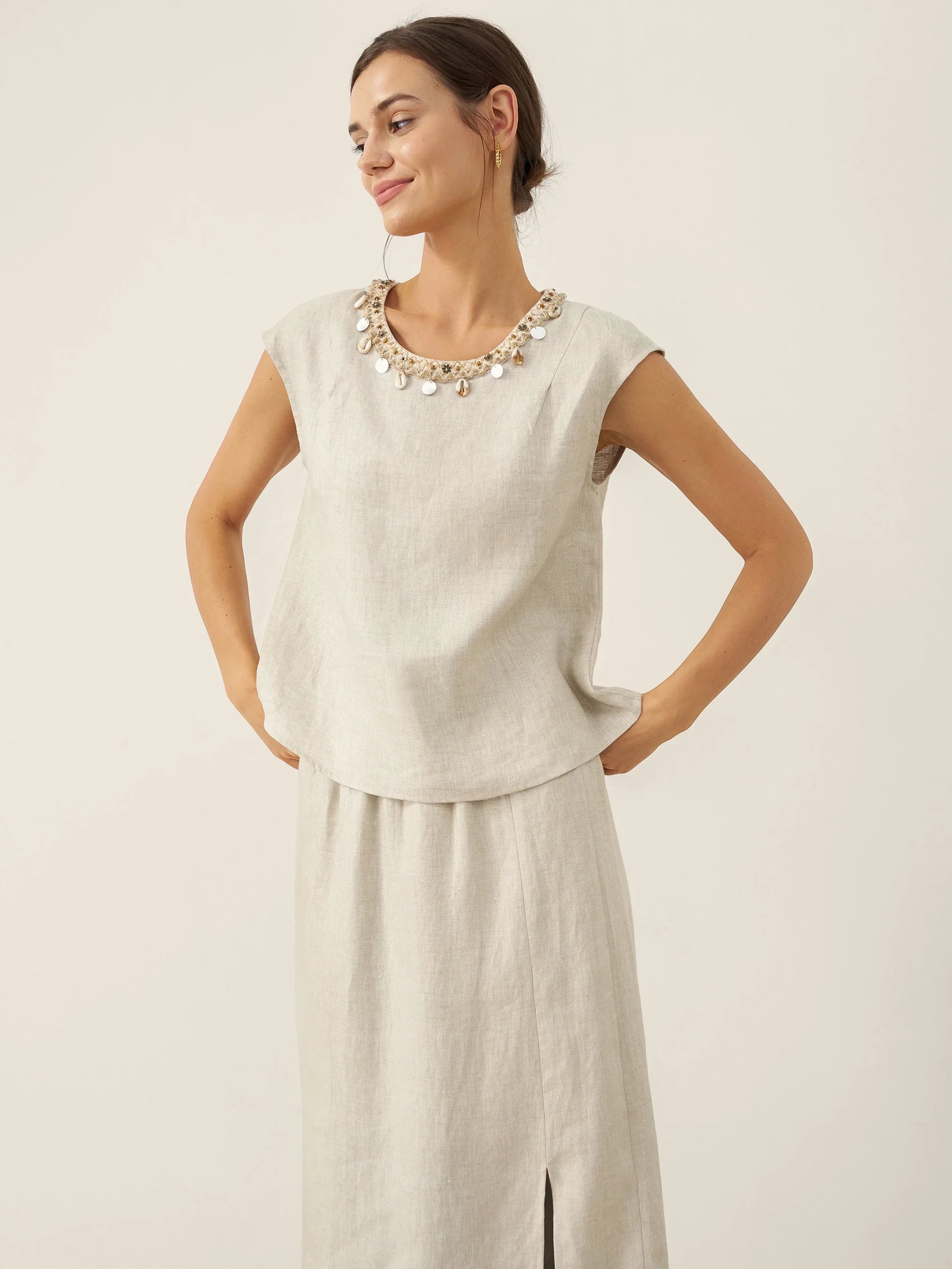 LINTICO LINTICO 100% Linen Cap Sleeve Beaded Top BIANCA — detail shot 7