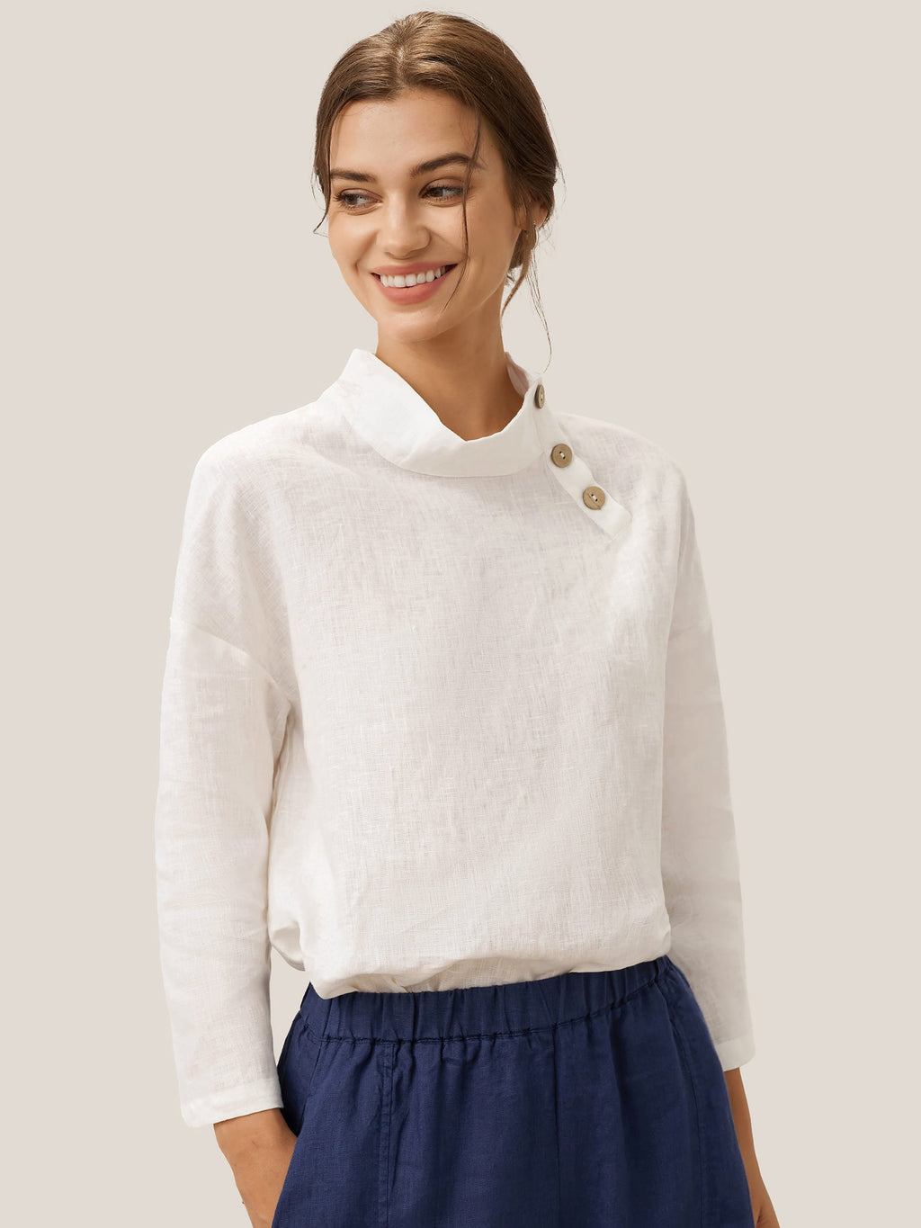 LINTICO 100% Linen Classic Side Neck Top CORA — detail shot 7