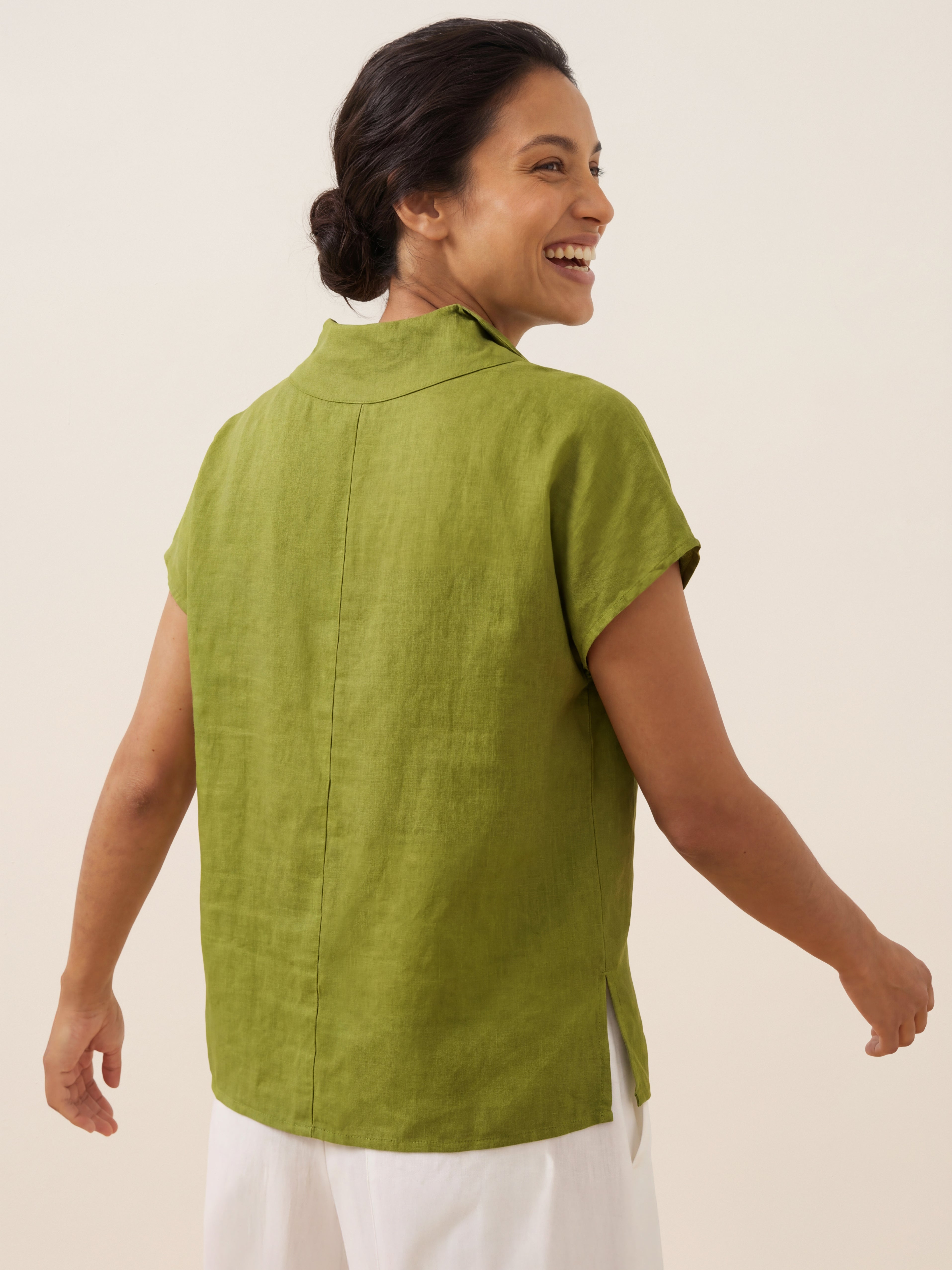 LINTICO LINTICO 100% Linen Collared Cap Sleeve Top IVY — lifestyle worn / used context