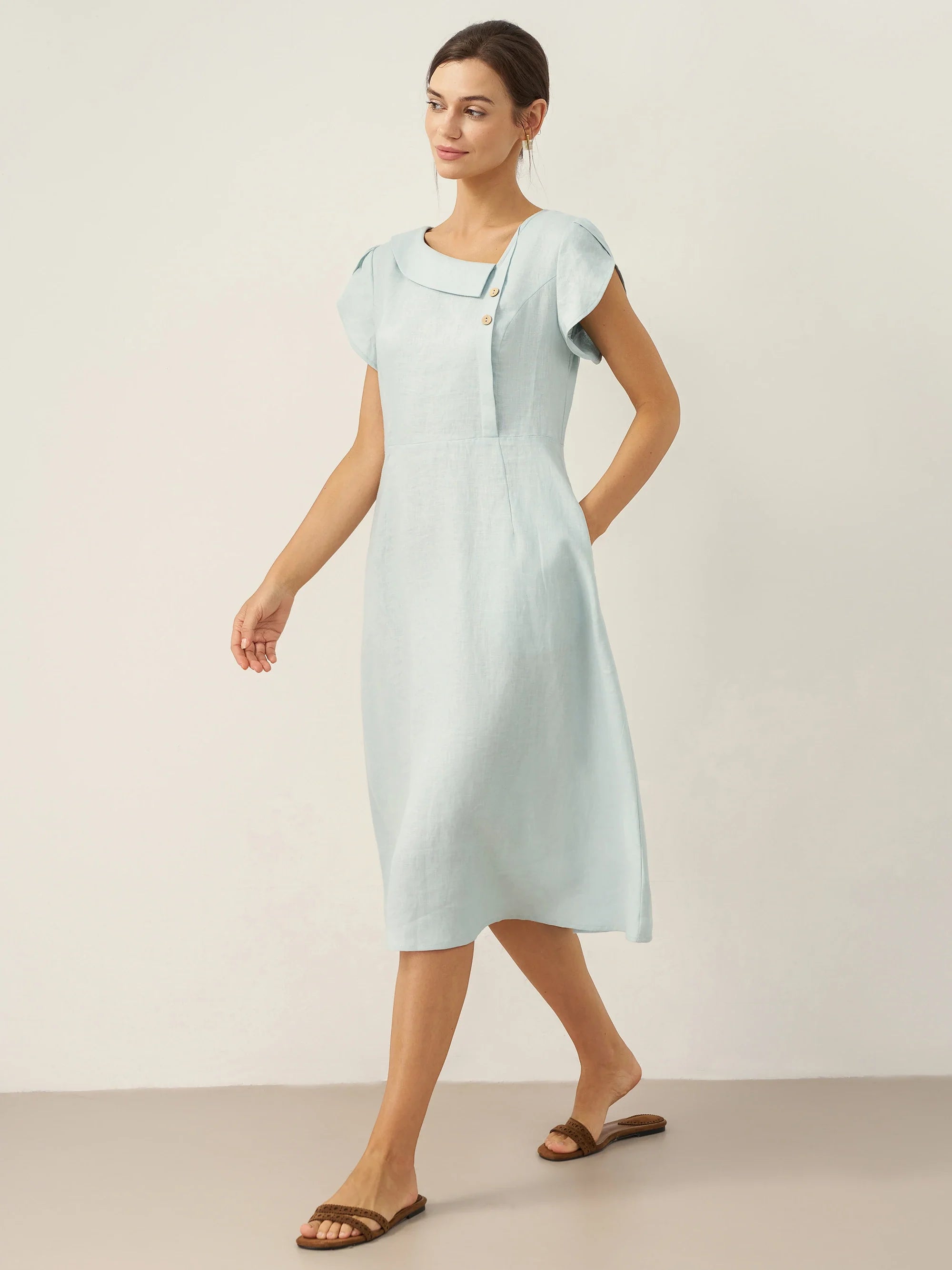 LINTICO 100% Linen Crescent Collar Flutter Sleeve Midi Dress FIONA — LINTICO branding close-up