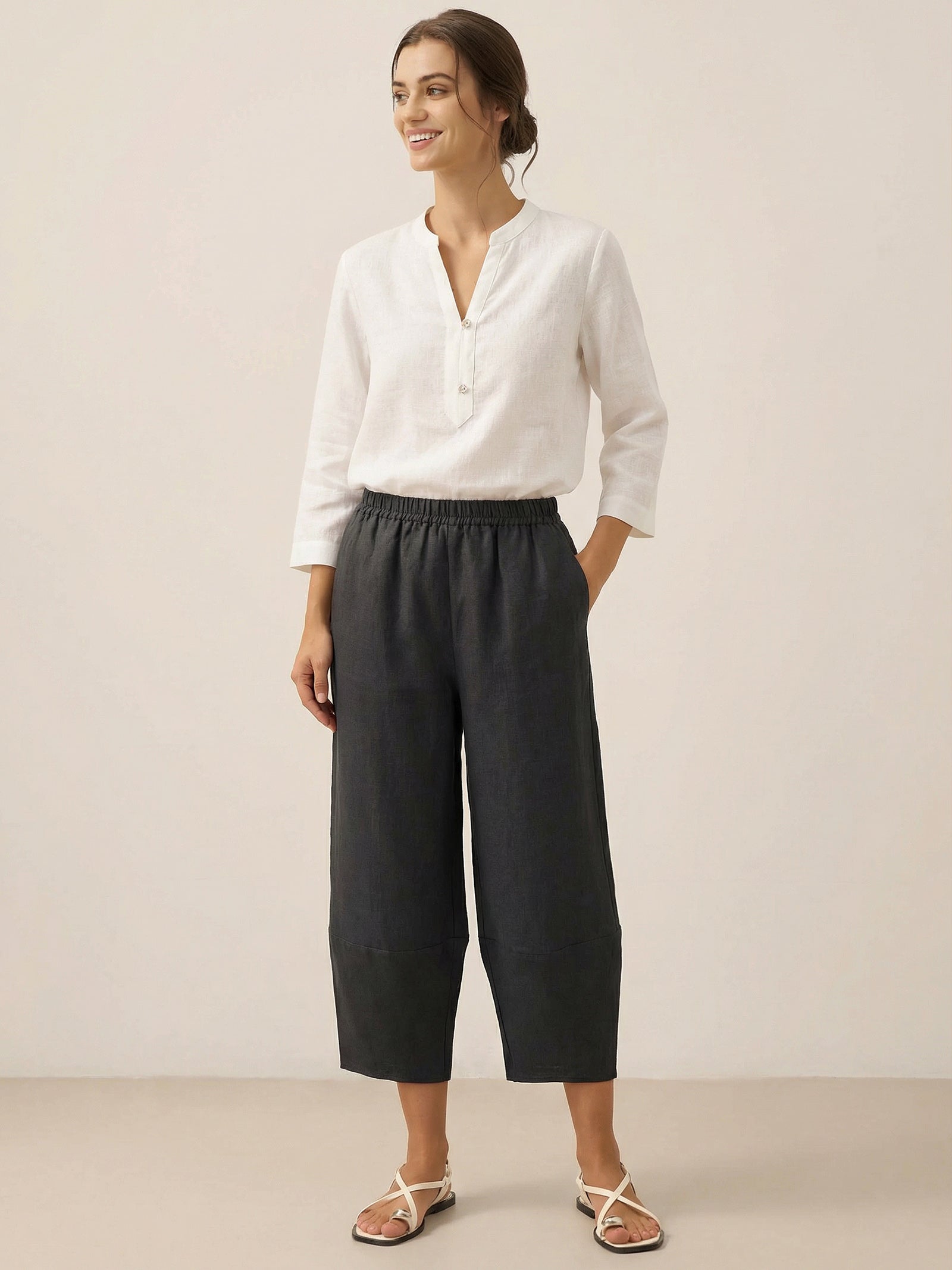 LINTICO 100% Linen Crop Pants RORY — LINTICO branding close-up