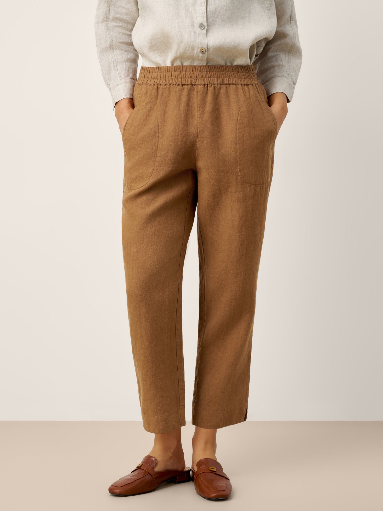 LINTICO 100% Linen Elasticated Waist Ankle Pants GWEN — main product shot