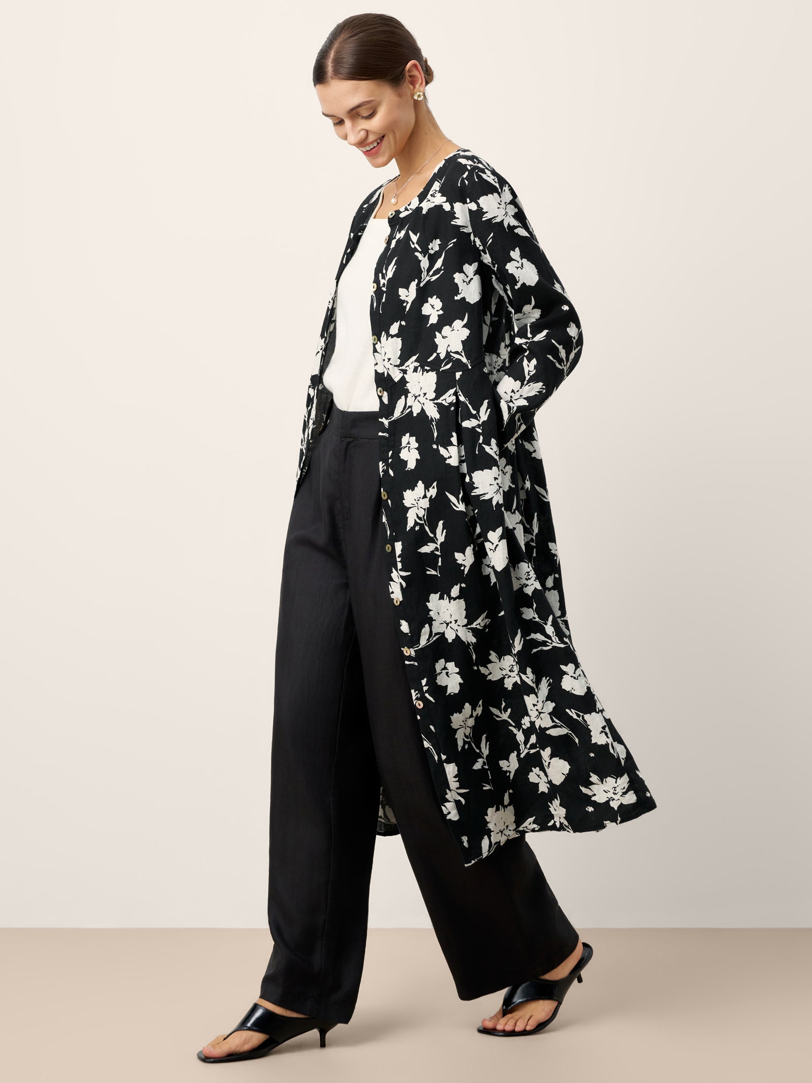 LINTICO 100% Linen Floral Printed Gathered Maxi Dress ELODIE — detail shot 9