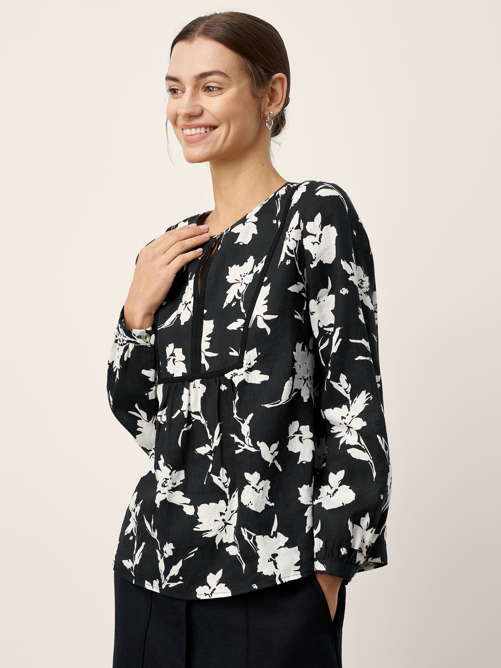 LINTICO 100% Linen Floral Printed Gathered Pullover Top AMIYA — lifestyle worn / used context