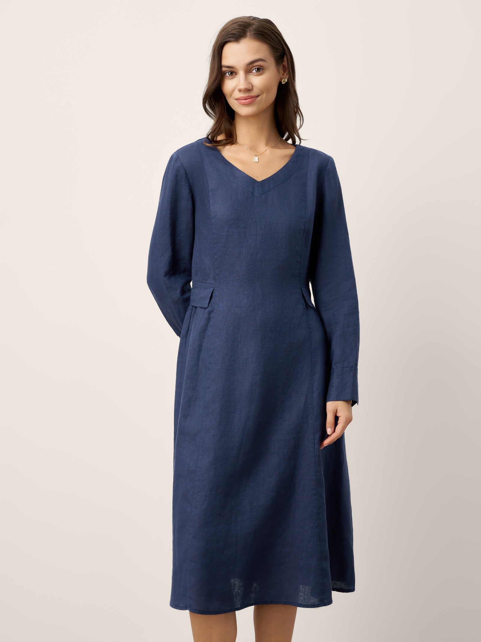 LINTICO 100% Linen Gathered Waist Flap Detail Midi Dress DIANA — LINTICO branding close-up