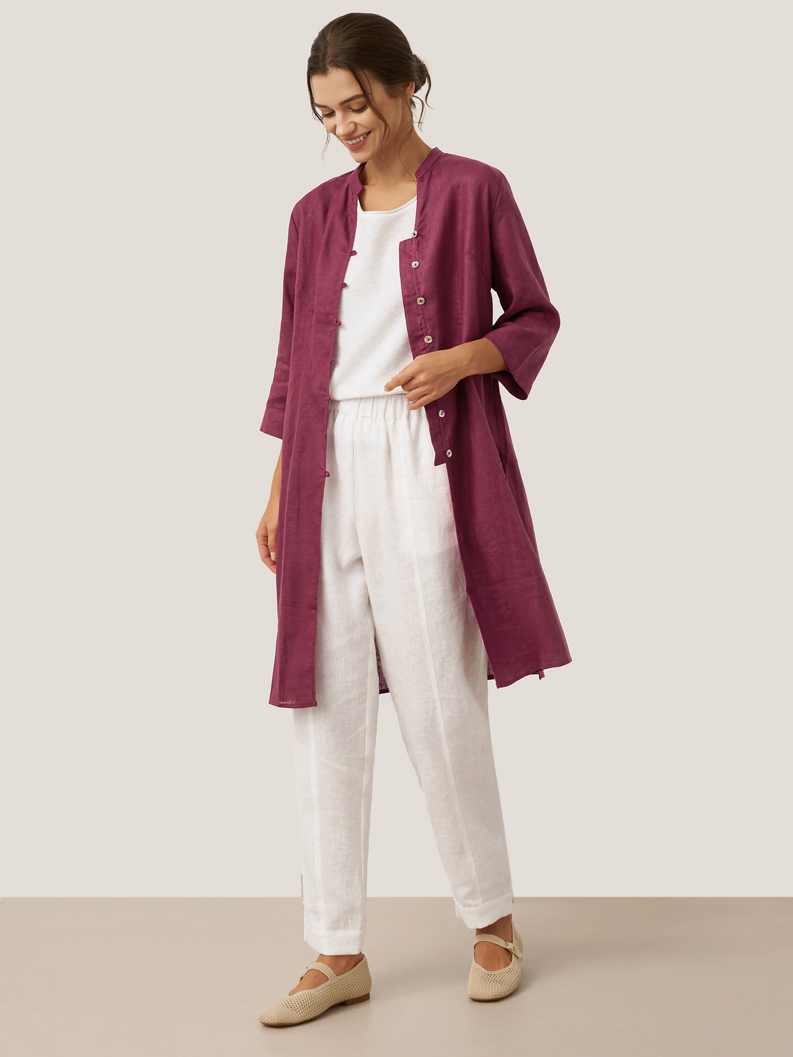 LINTICO 100% Linen Hand Button Long Top DILLON — detail close-up