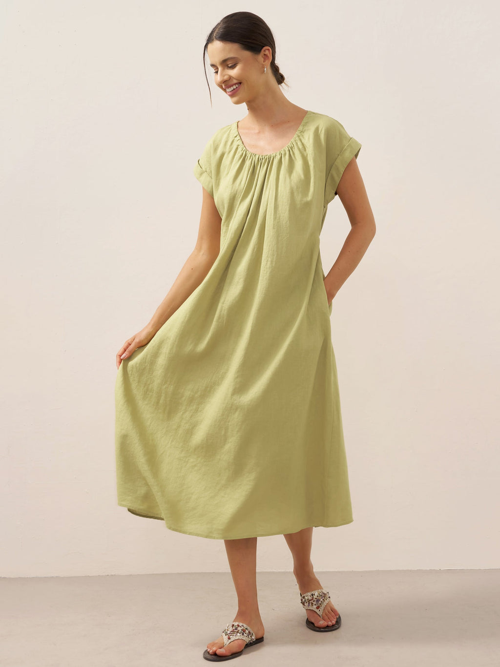 LINTICO 100% Linen Pleated Crew Neck Maxi Dress with Detachable Tie Straps MIRA — detail shot 6