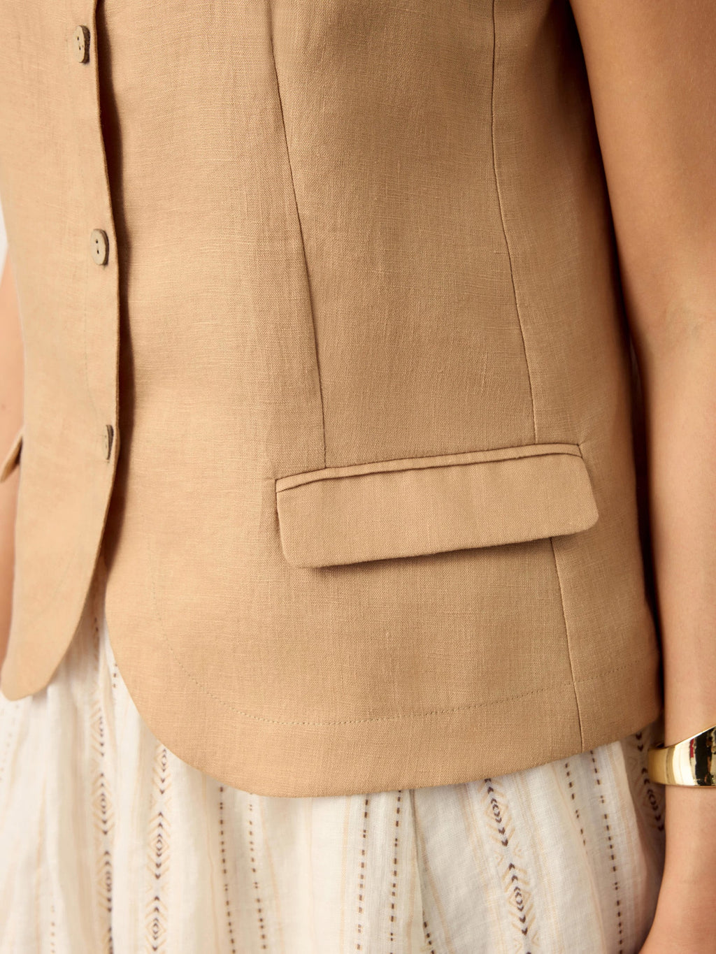 LINTICO 100% Linen Cinch-Back Sleeveless Tailored Vest BRONWYN — detail shot 7