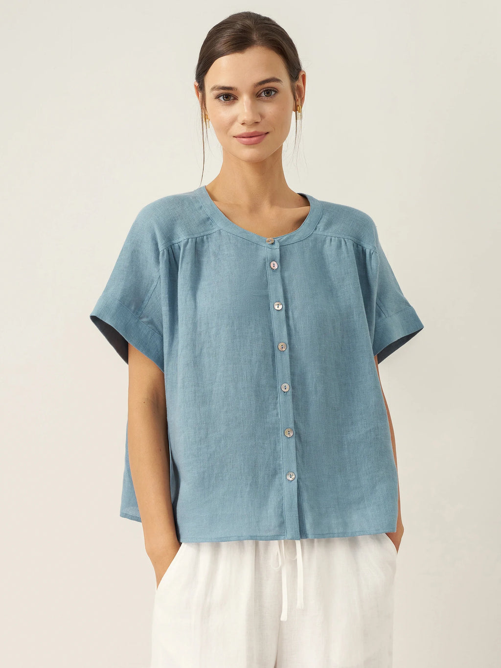 LINTICO 100% Linen Short Sleeve Crew Neck Shirt FINA — main product shot