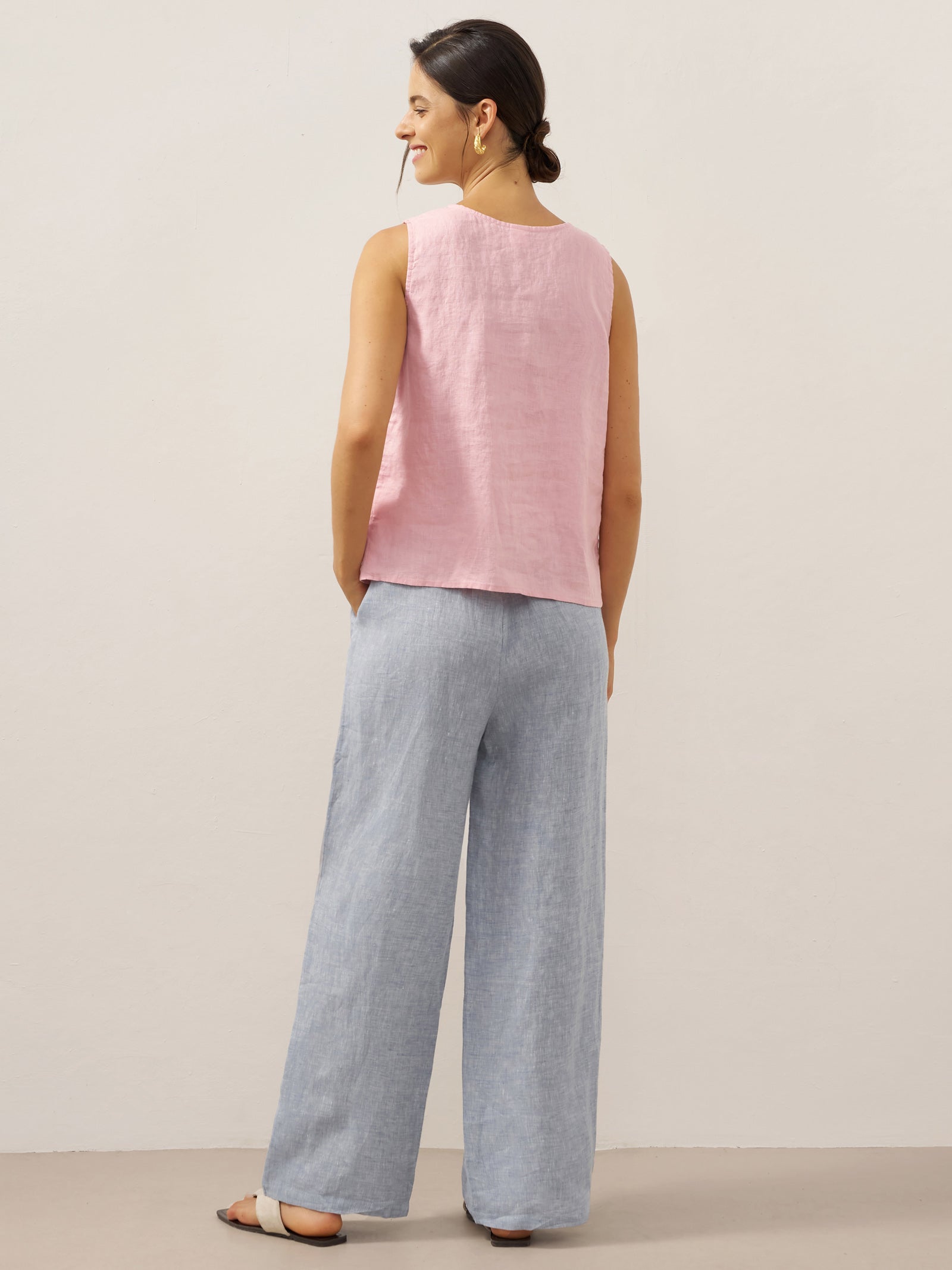 LINTICO 100% Linen Sleeveless Crescent Collar Top KARA — lifestyle worn / used context