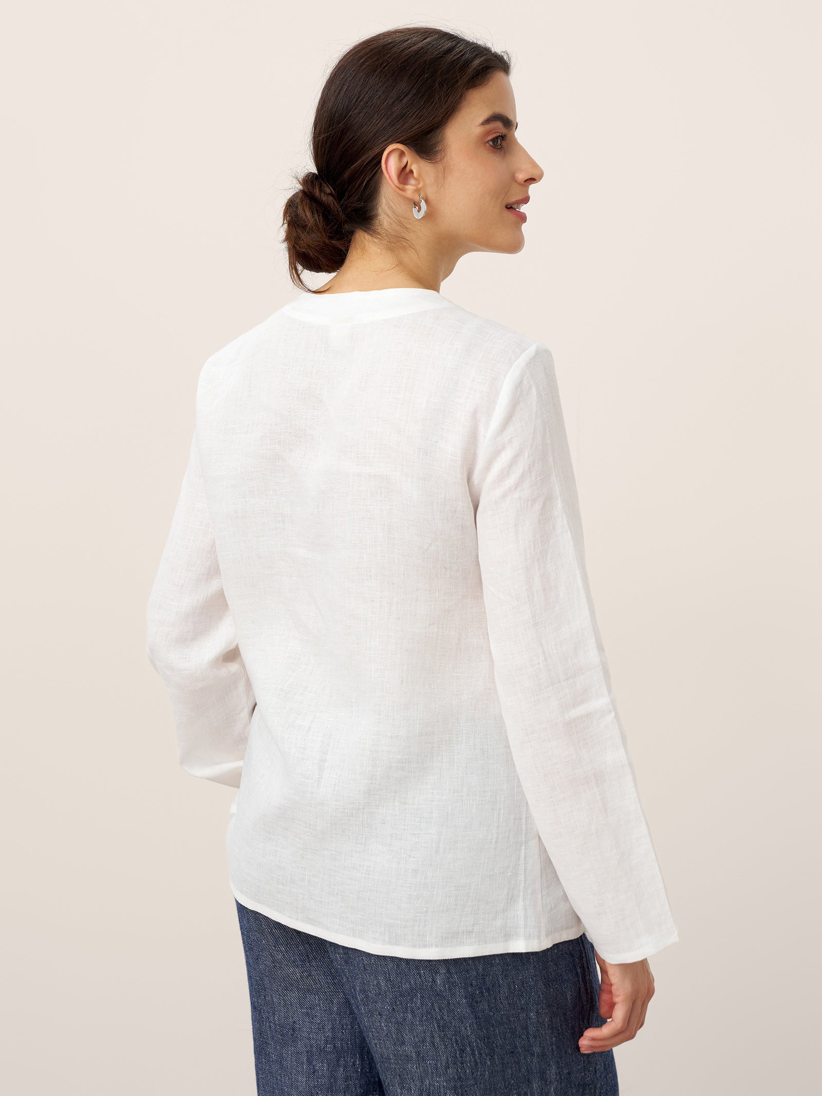 LINTICO LINTICO 100% Linen Tie Cardigan Top DAKOTA — lifestyle worn / used context