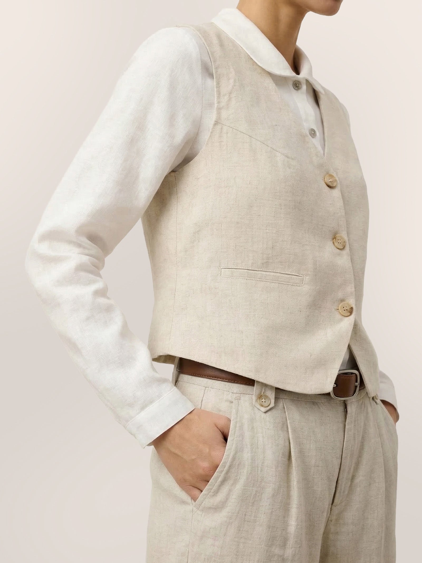 LINTICO 100% Linen V-Neck Buttoned Closure Vest DELIA — lifestyle worn / used context