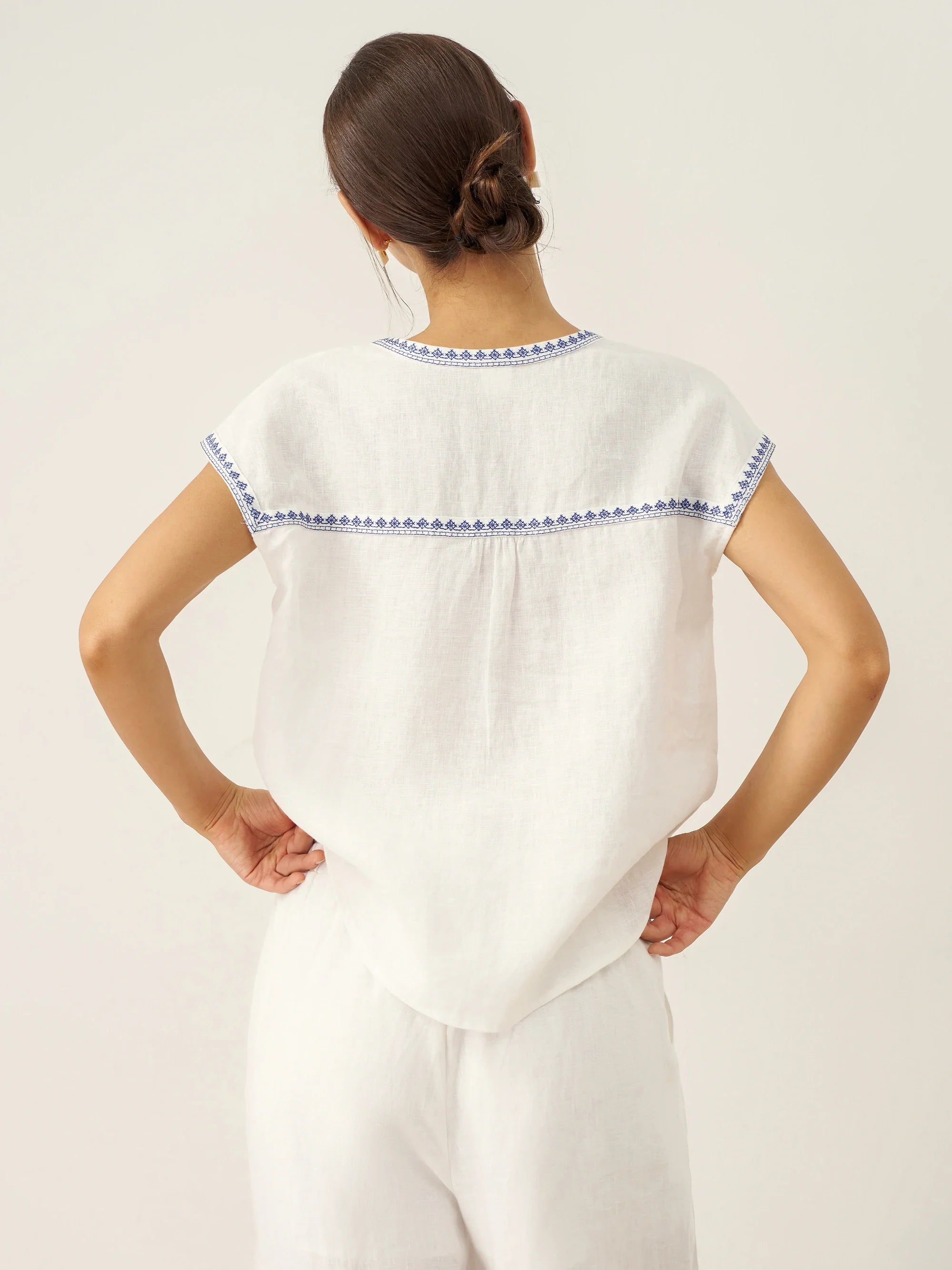 LINTICO LINTICO 100% Linen V-Neck Embroidered Crop Top FENE — lifestyle worn / used context
