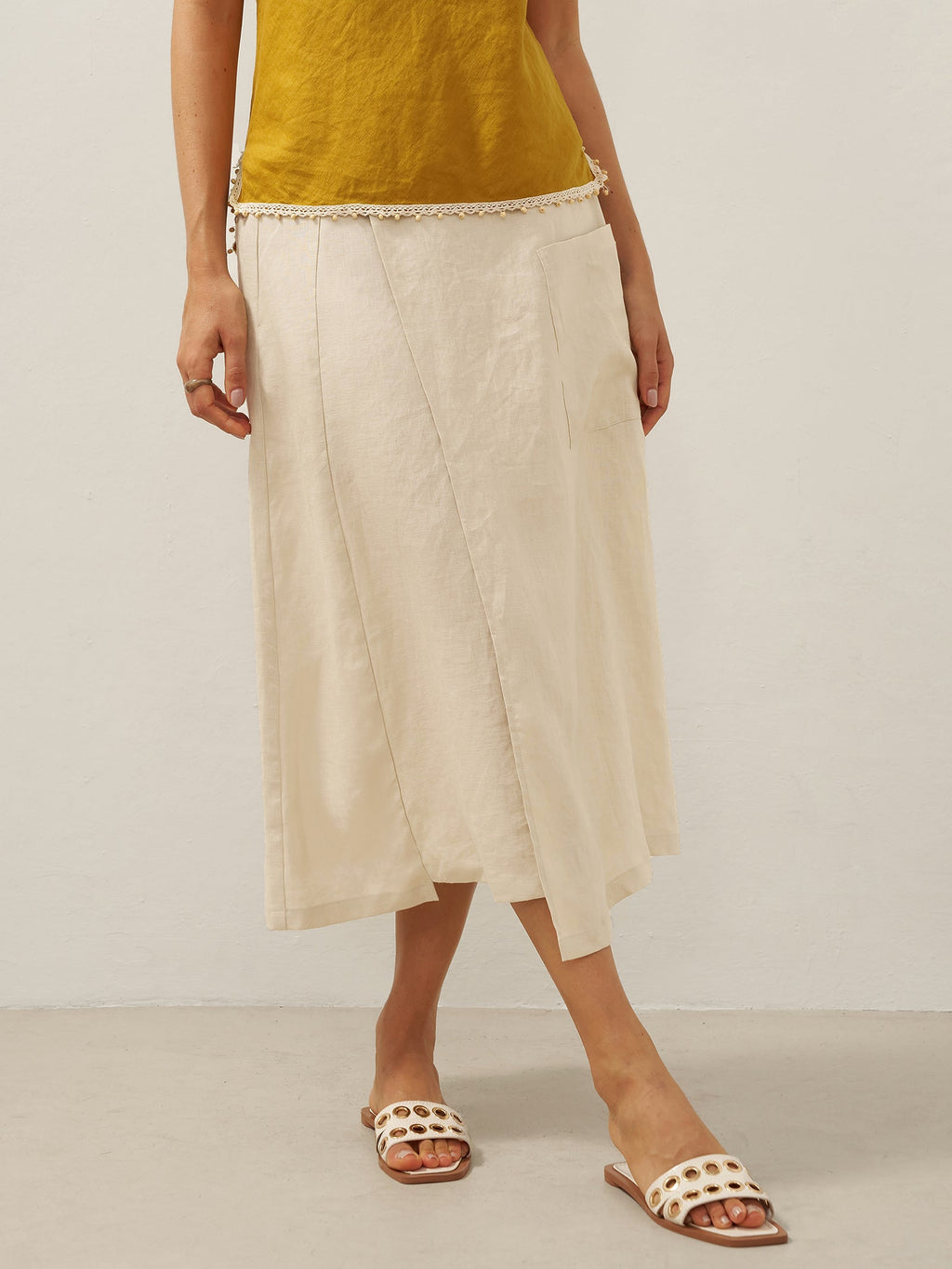LINTICO 100% Linen Elastic Waist Angled Wrap Skirt FRESSA — fabric or material detail