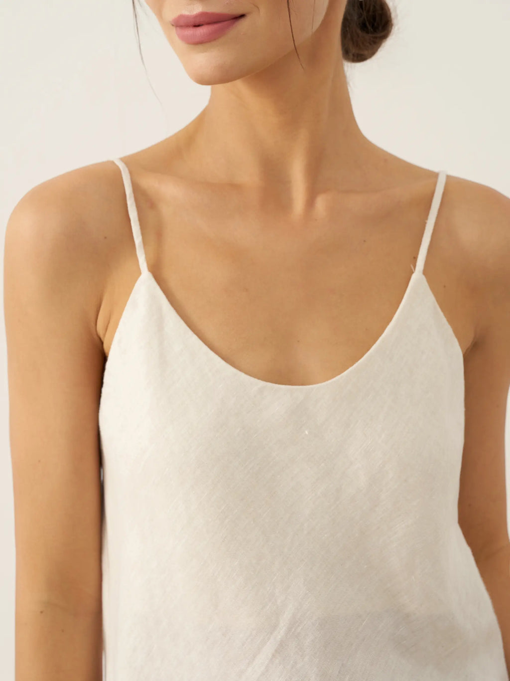 LINTICO 100% Linen Beaded Hem Camisole Bree — feature highlight