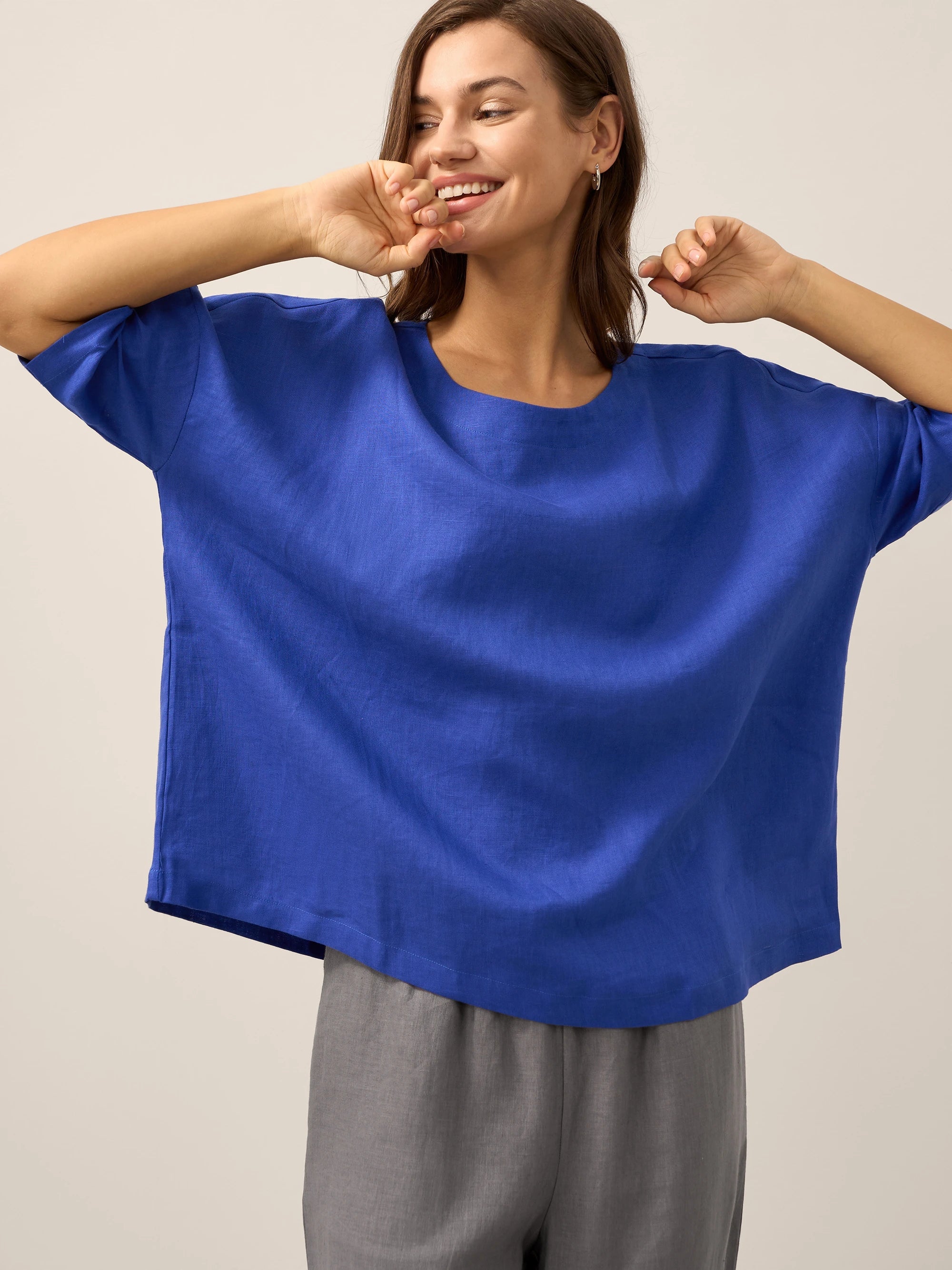 LINTICO 100% Linen Boatneck 3/4 Length Sleeve Top AURORA — construction detail