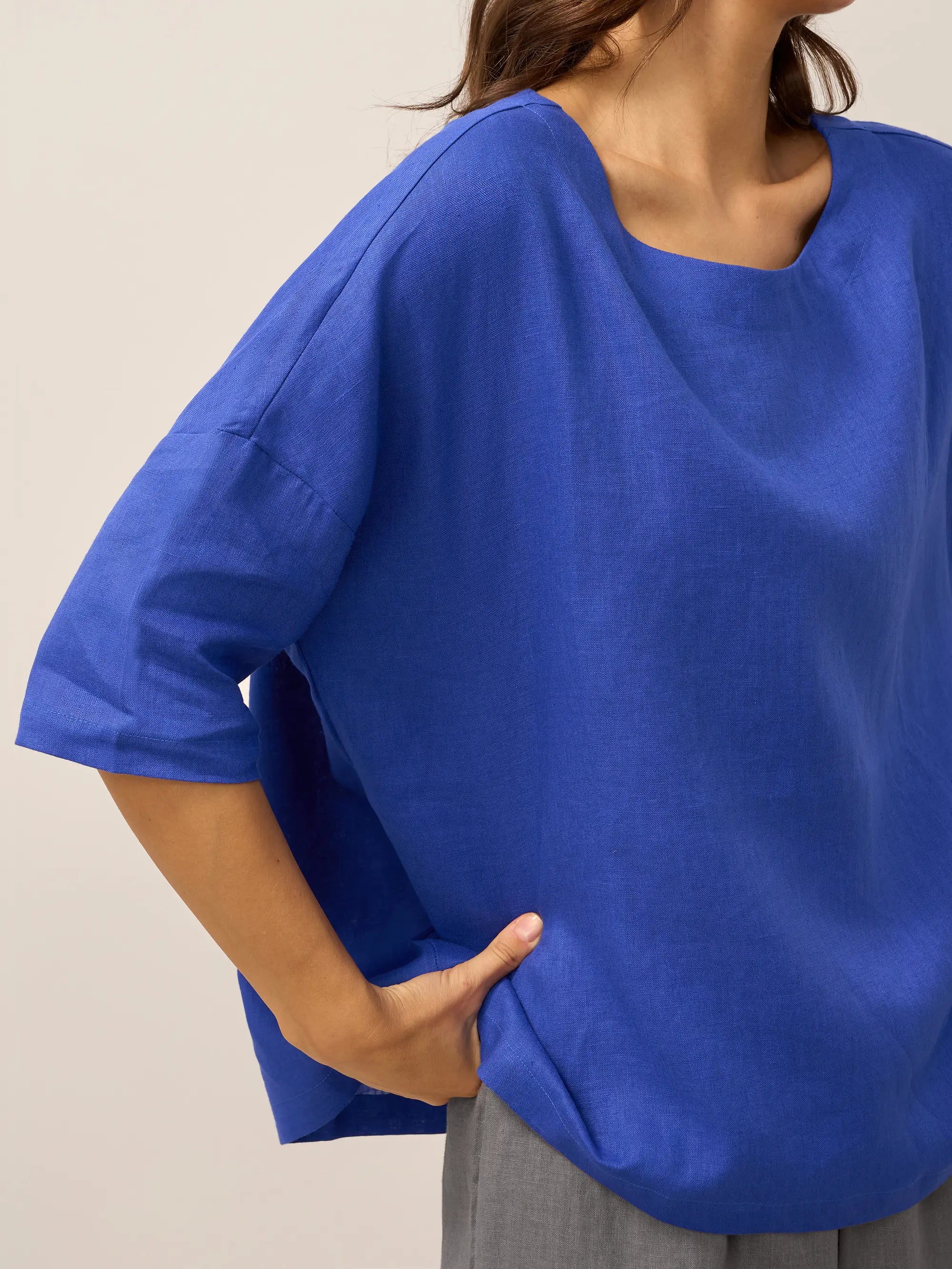 LINTICO 100% Linen Boatneck 3/4 Length Sleeve Top AURORA — detail shot 6