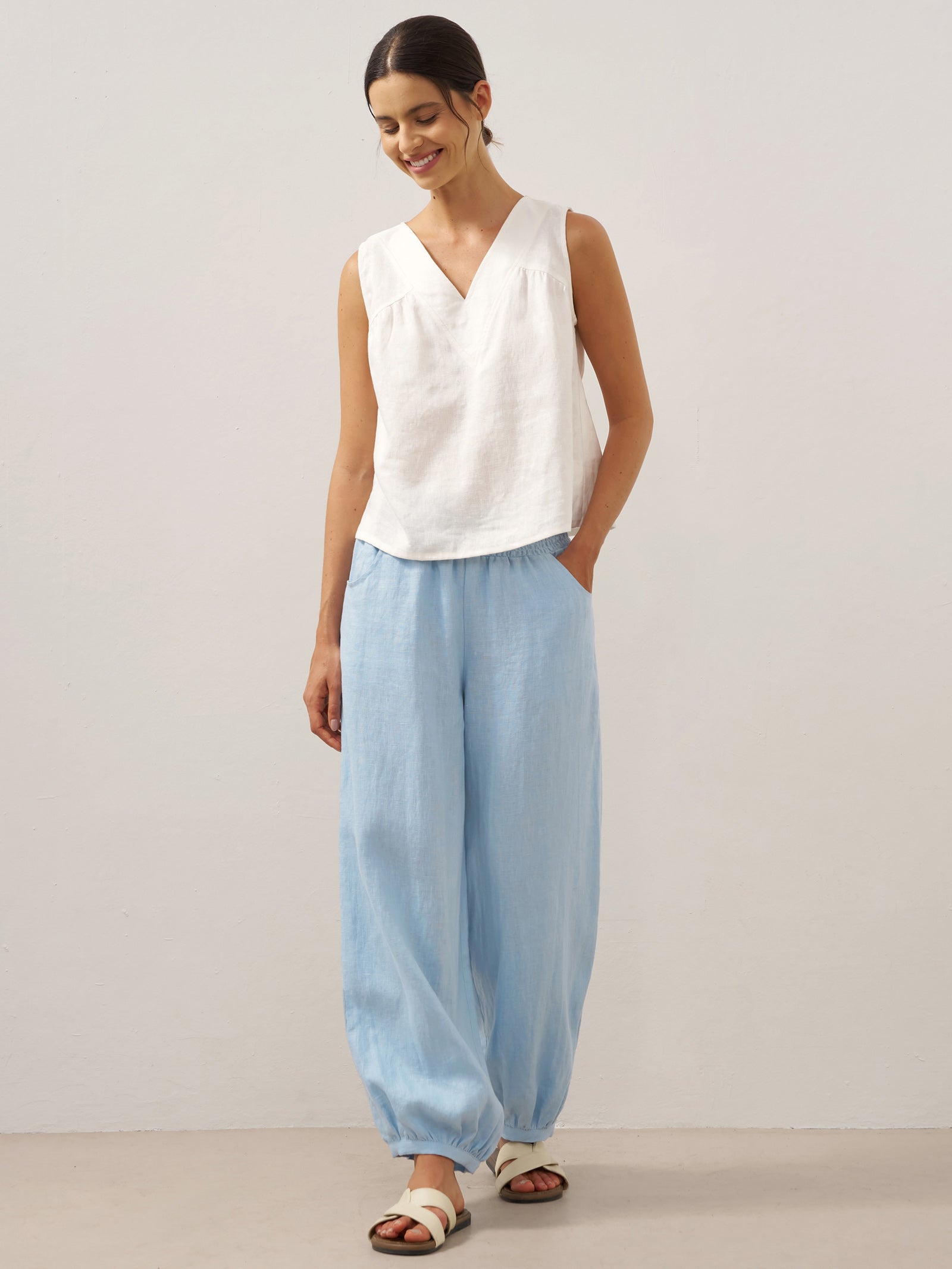 LINTICO 100% Linen Broad Elastic Waistband Pants TALIA — comparison shot
