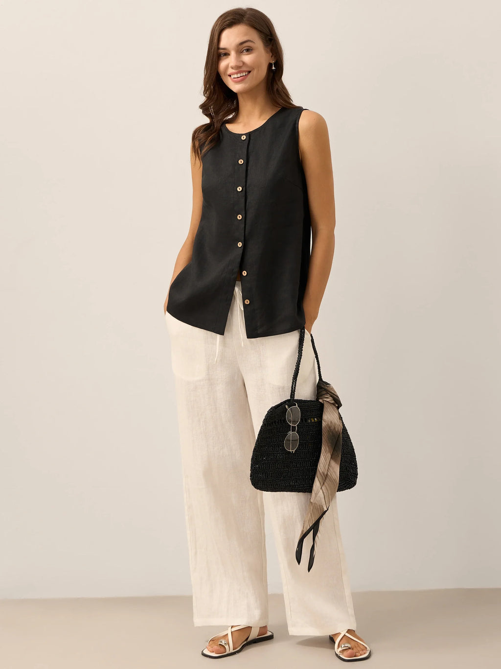 LINTICO 100% Linen Buttons Down Tank Top ERIN — feature highlight