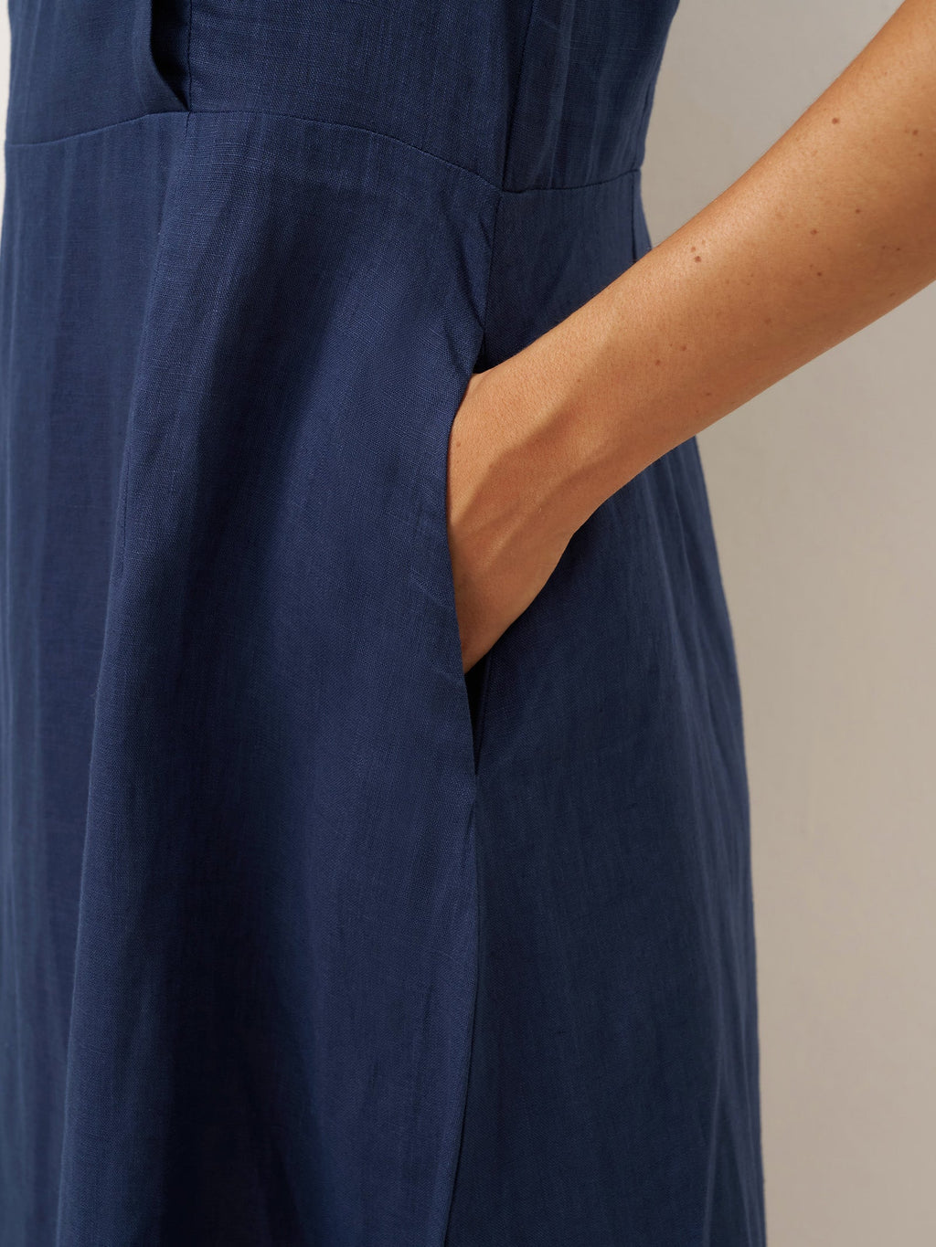 LINTICO 100% Linen Crescent Collar Flutter Sleeve Midi Dress FIONA — comparison shot