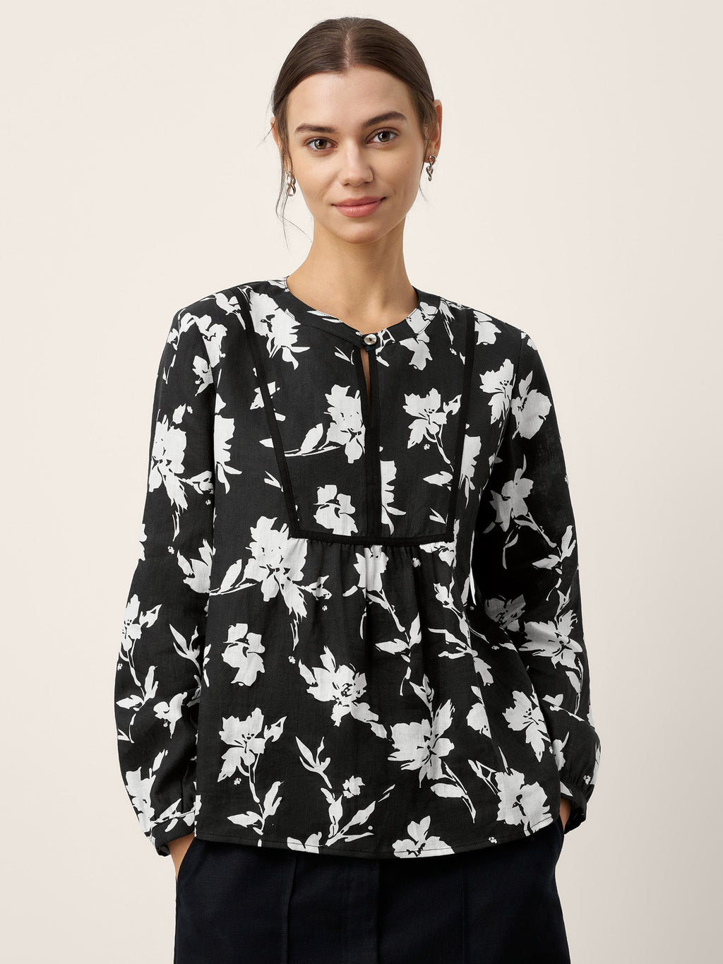 LINTICO 100% Linen Floral Printed Gathered Pullover Top AMIYA — main product shot