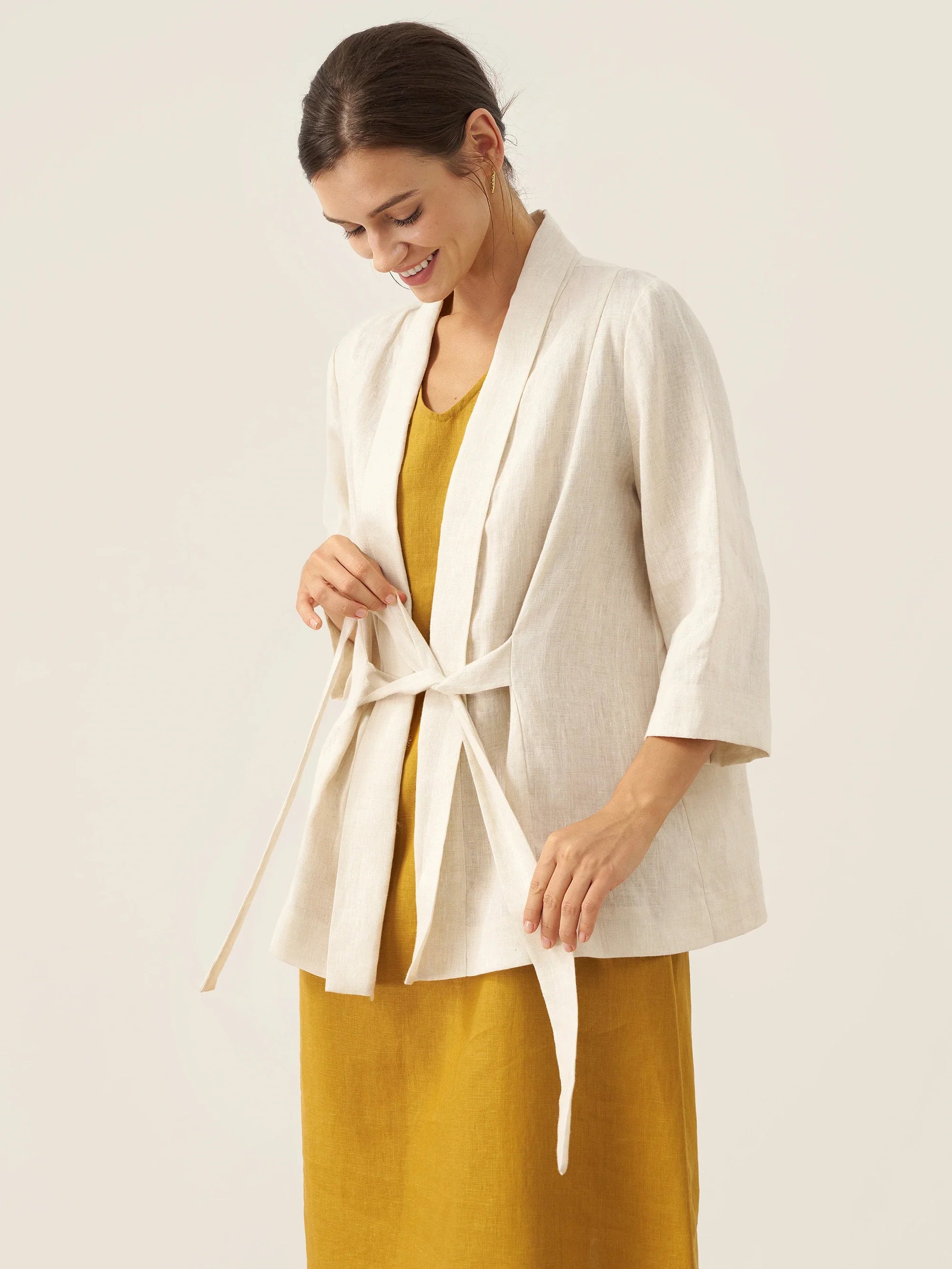 LINTICO LINTICO 100% Linen Kimono Belted Blazer BRIA — LINTICO branding close-up